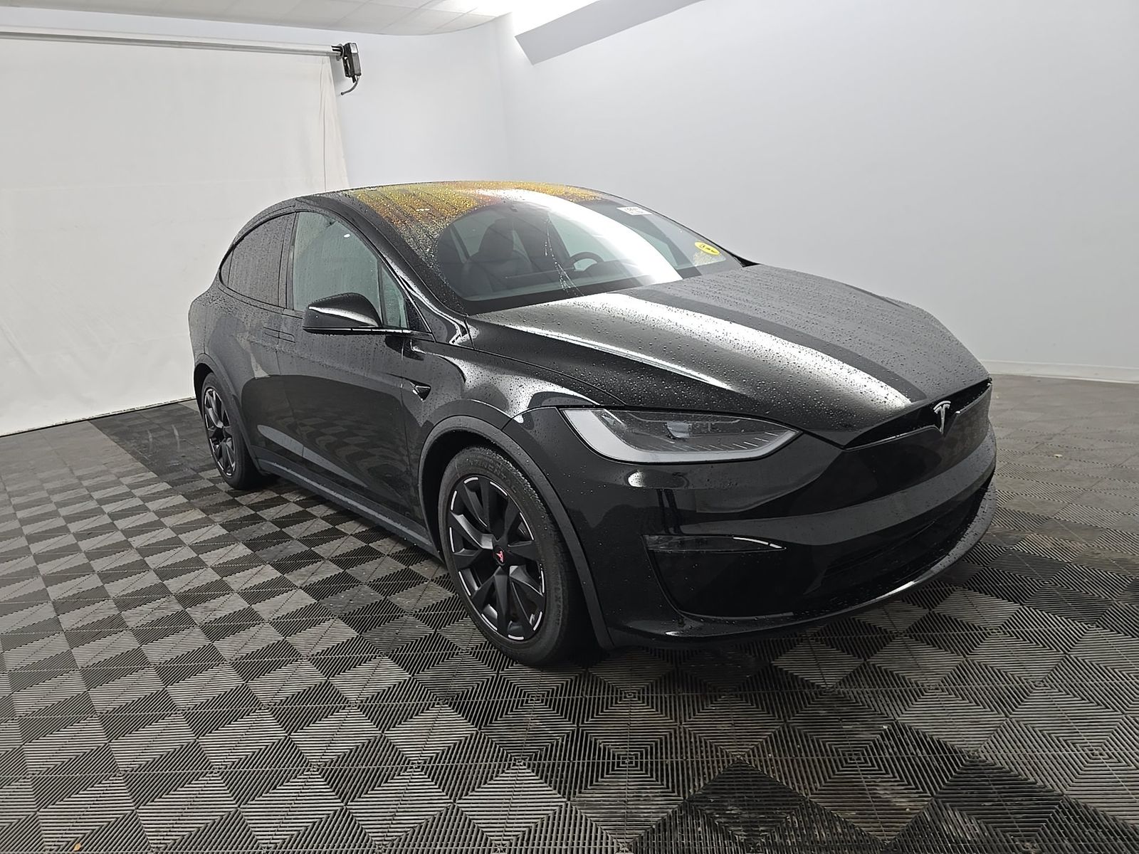 TESLA MODEL X - 4