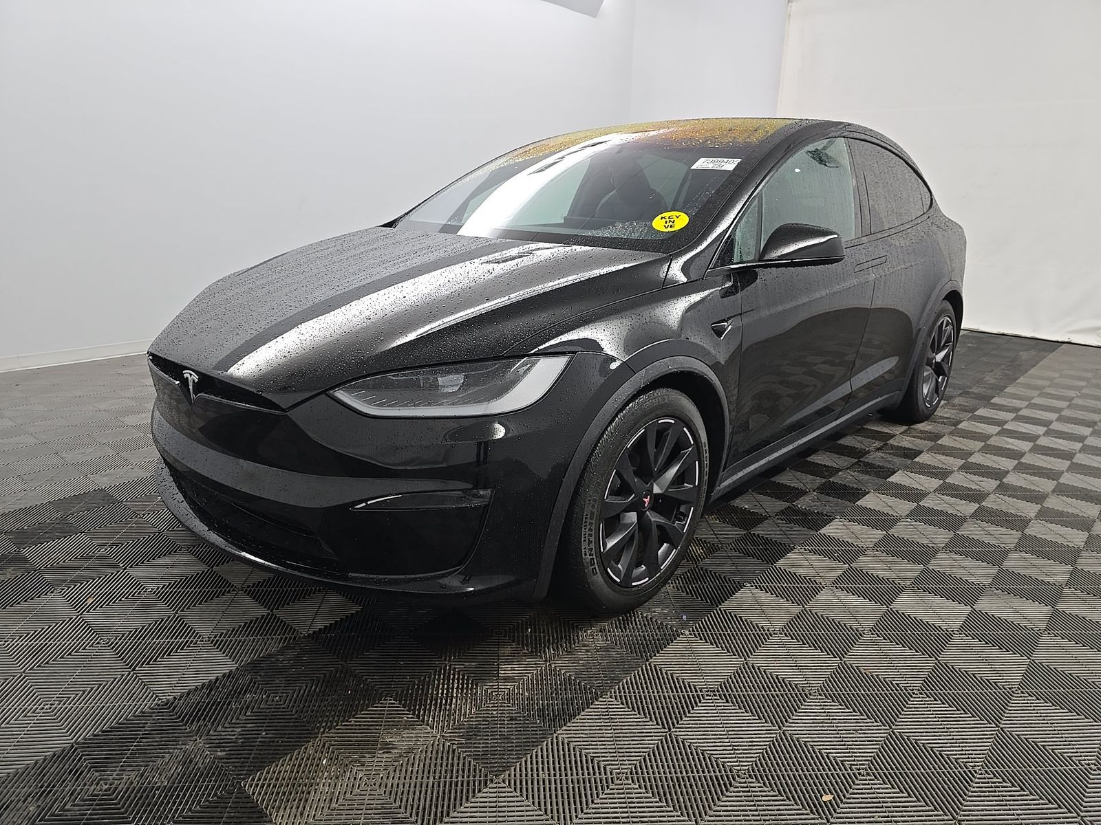 TESLA MODEL X - 1