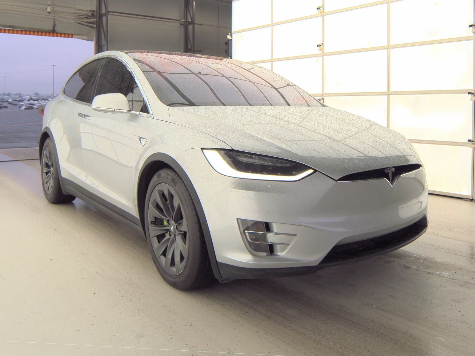 TESLA MODEL X - 5