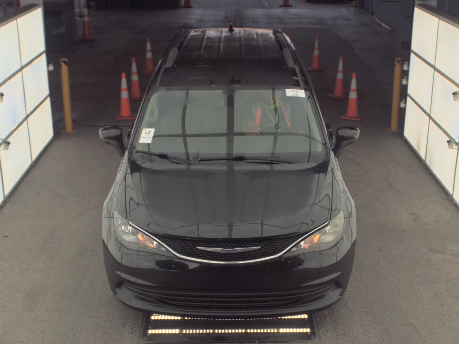 CHRYSLER VOYAGER - 3