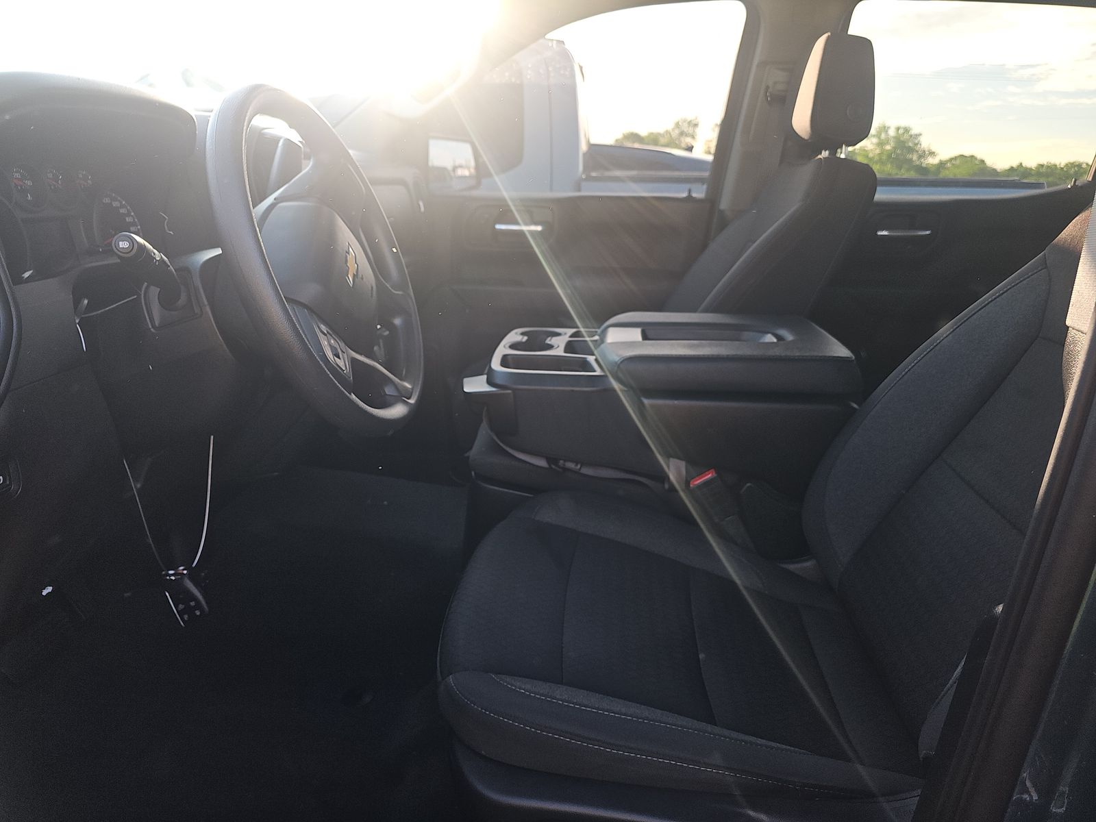 2024 Chevrolet Silverado 1500 Custom AWD