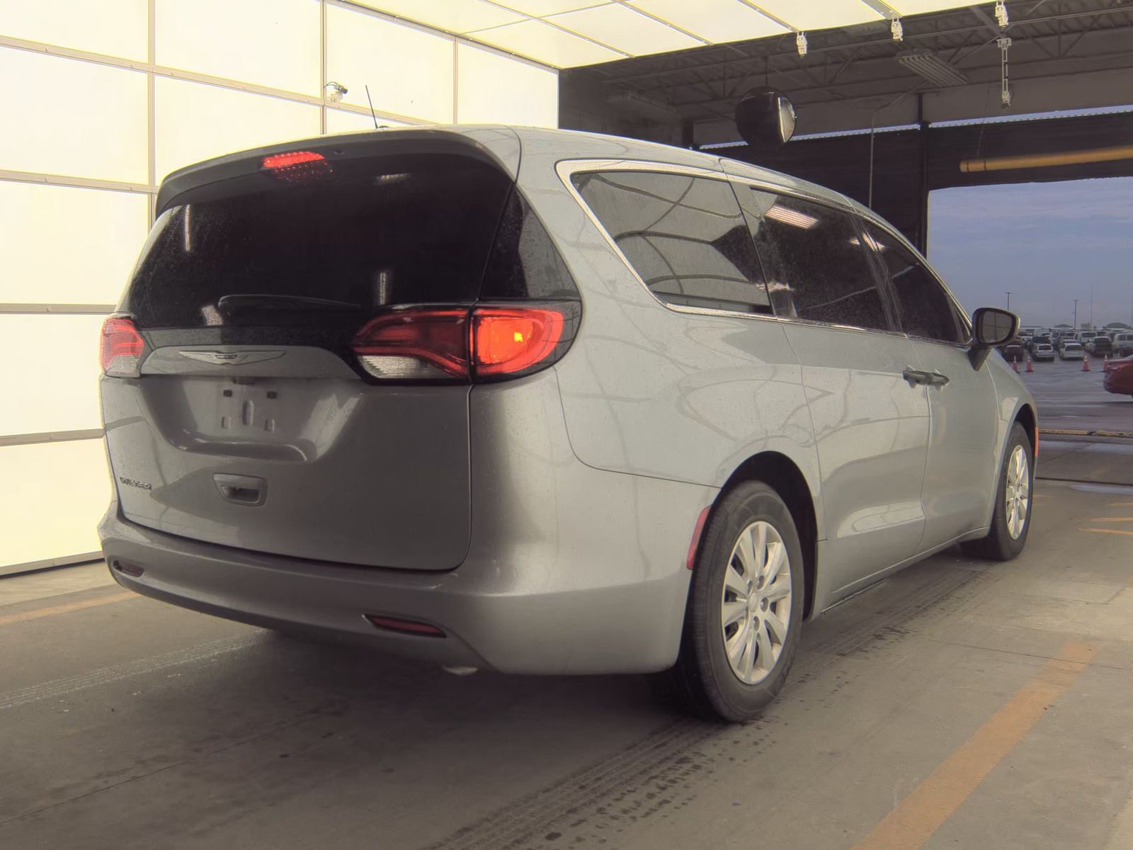 CHRYSLER VOYAGER - 6