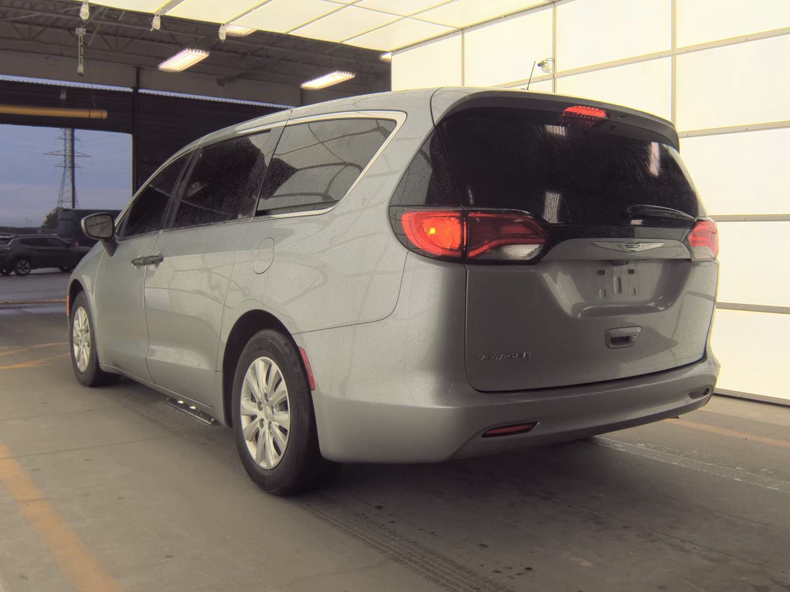 CHRYSLER VOYAGER - 9
