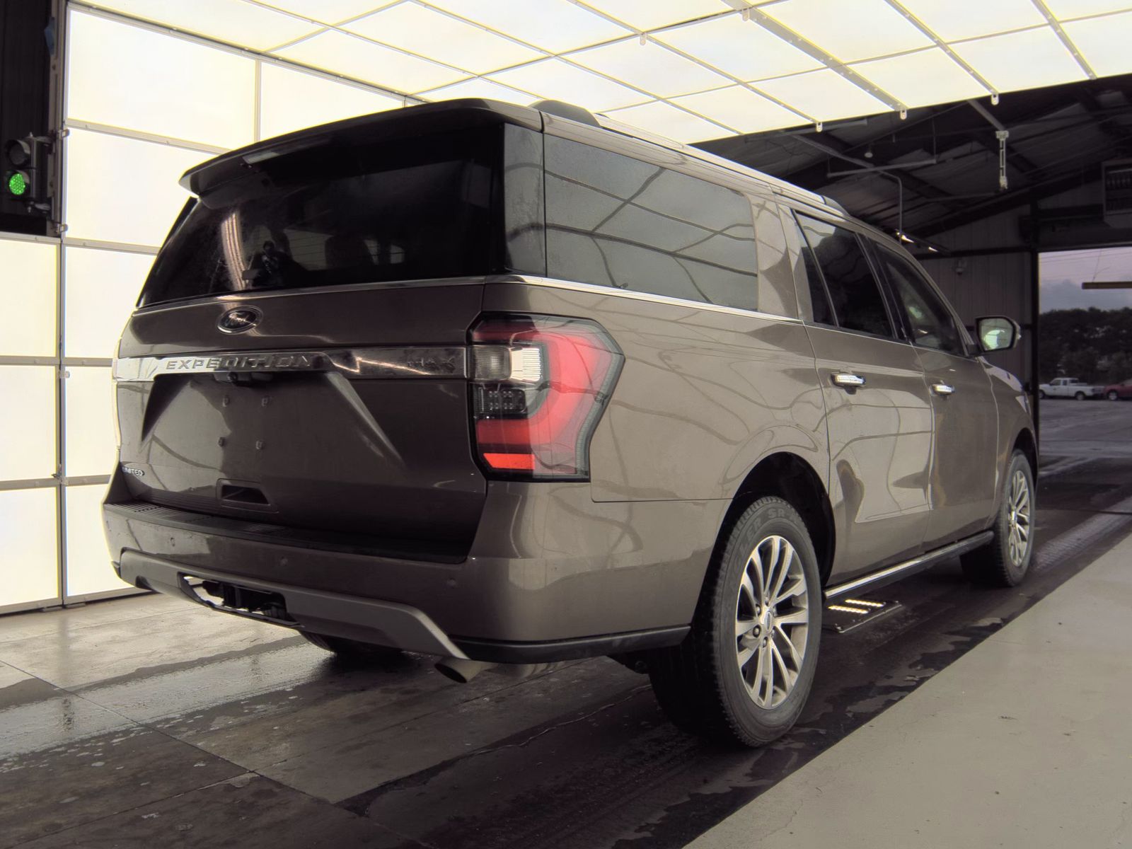 FORD EXPEDITION MAX - 6