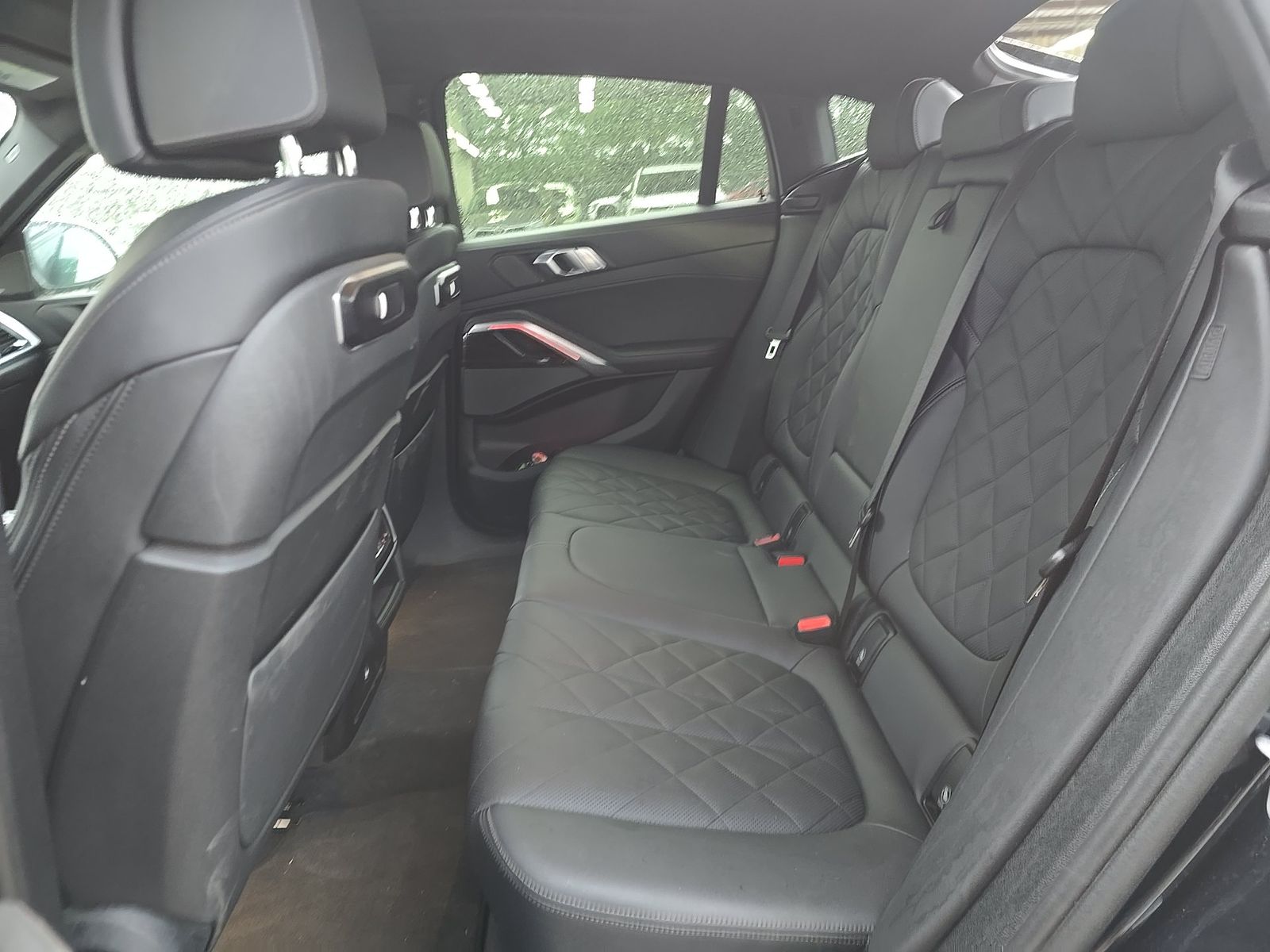 2025 BMW X6 xDrive40i AWD