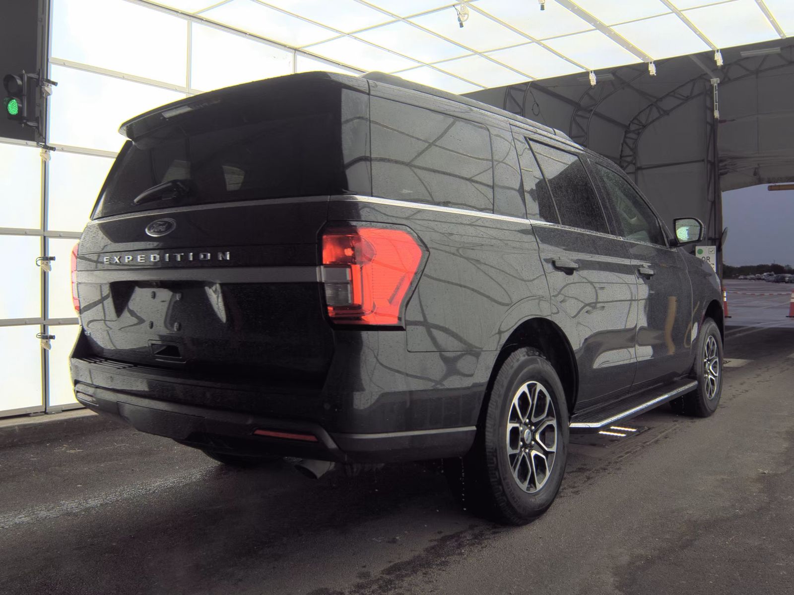 FORD EXPEDITION - 6