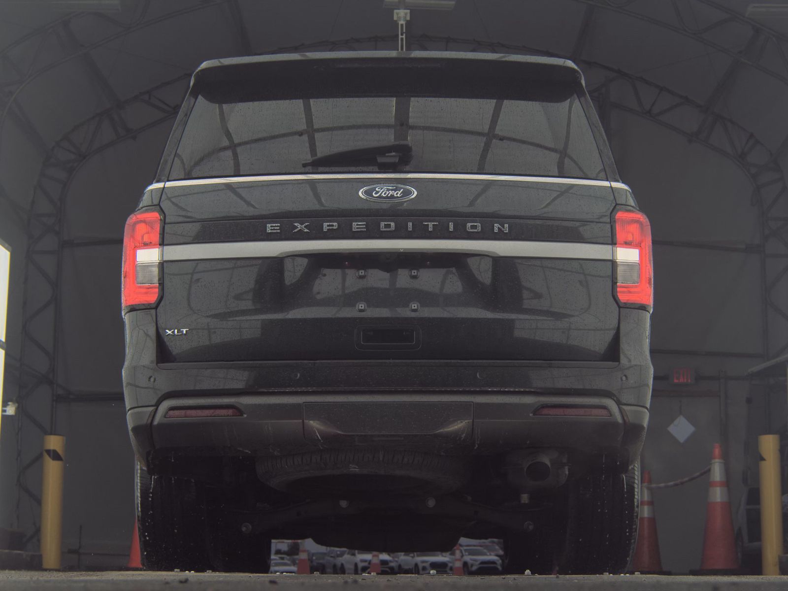 FORD EXPEDITION - 8