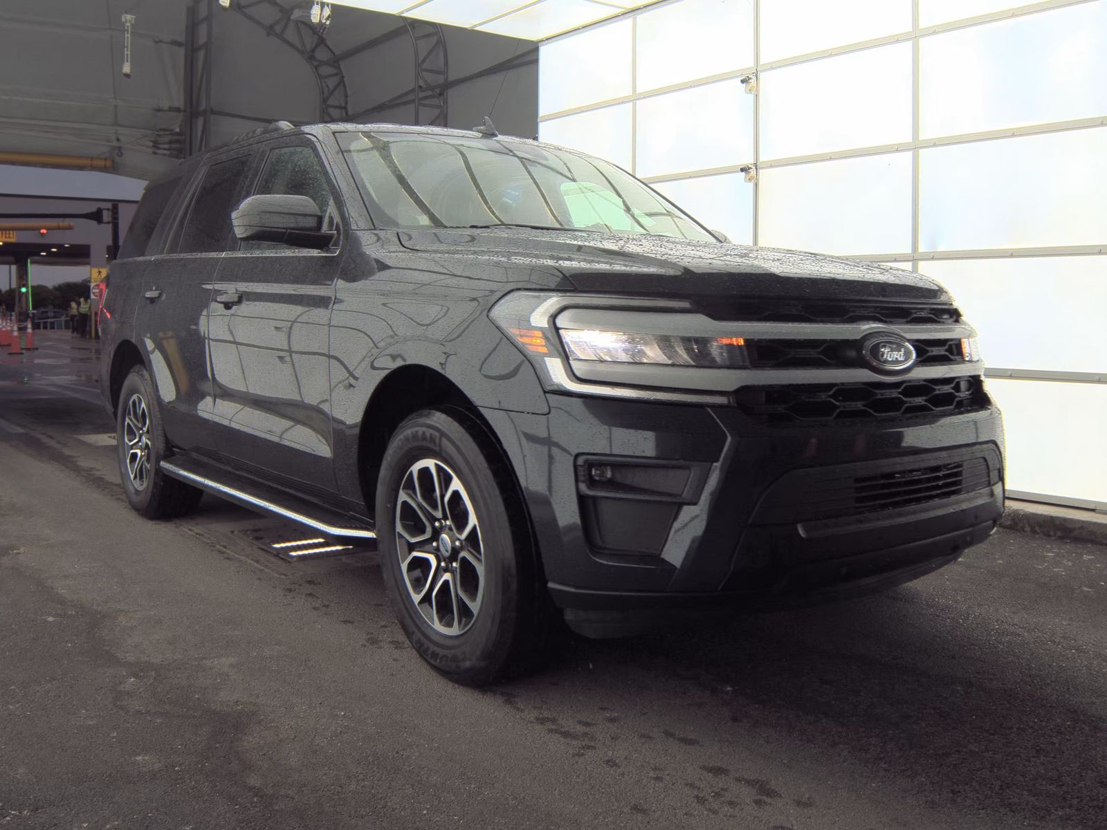 FORD EXPEDITION - 5