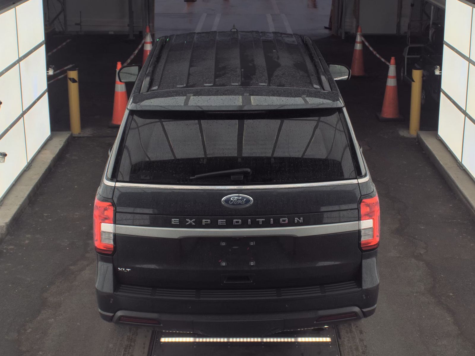 FORD EXPEDITION - 7
