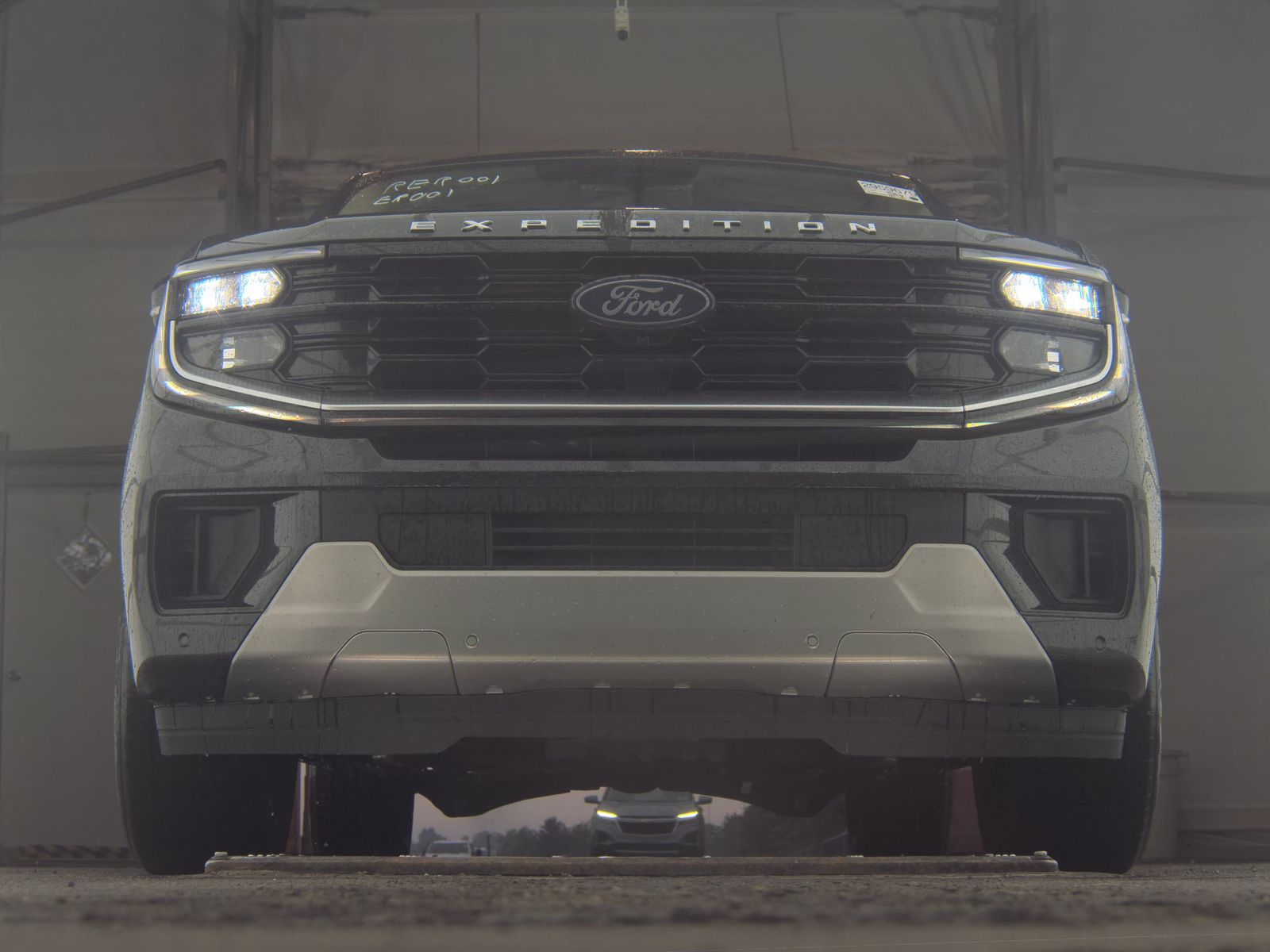 FORD EXPEDITION MAX - 4