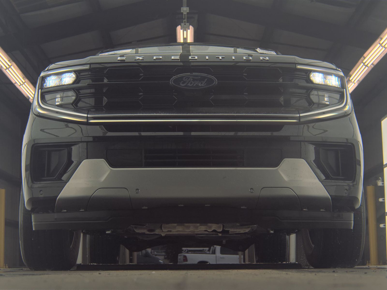 FORD EXPEDITION MAX - 4