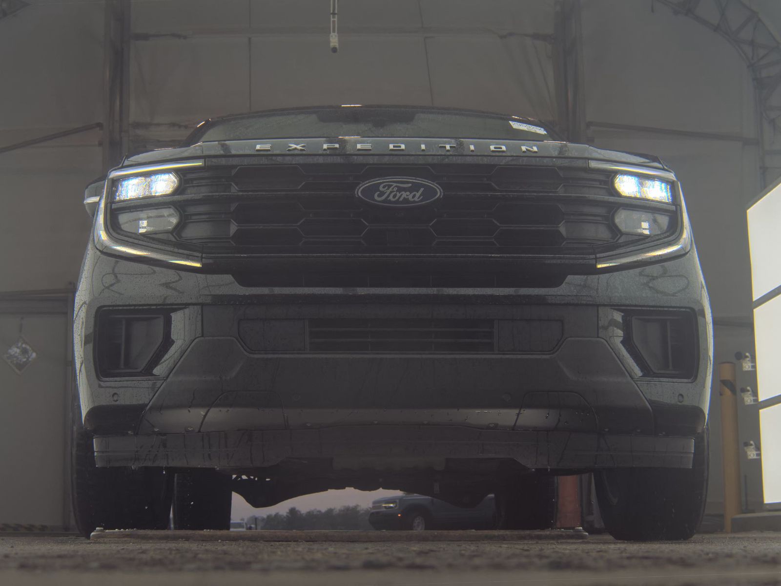 FORD EXPEDITION MAX - 4
