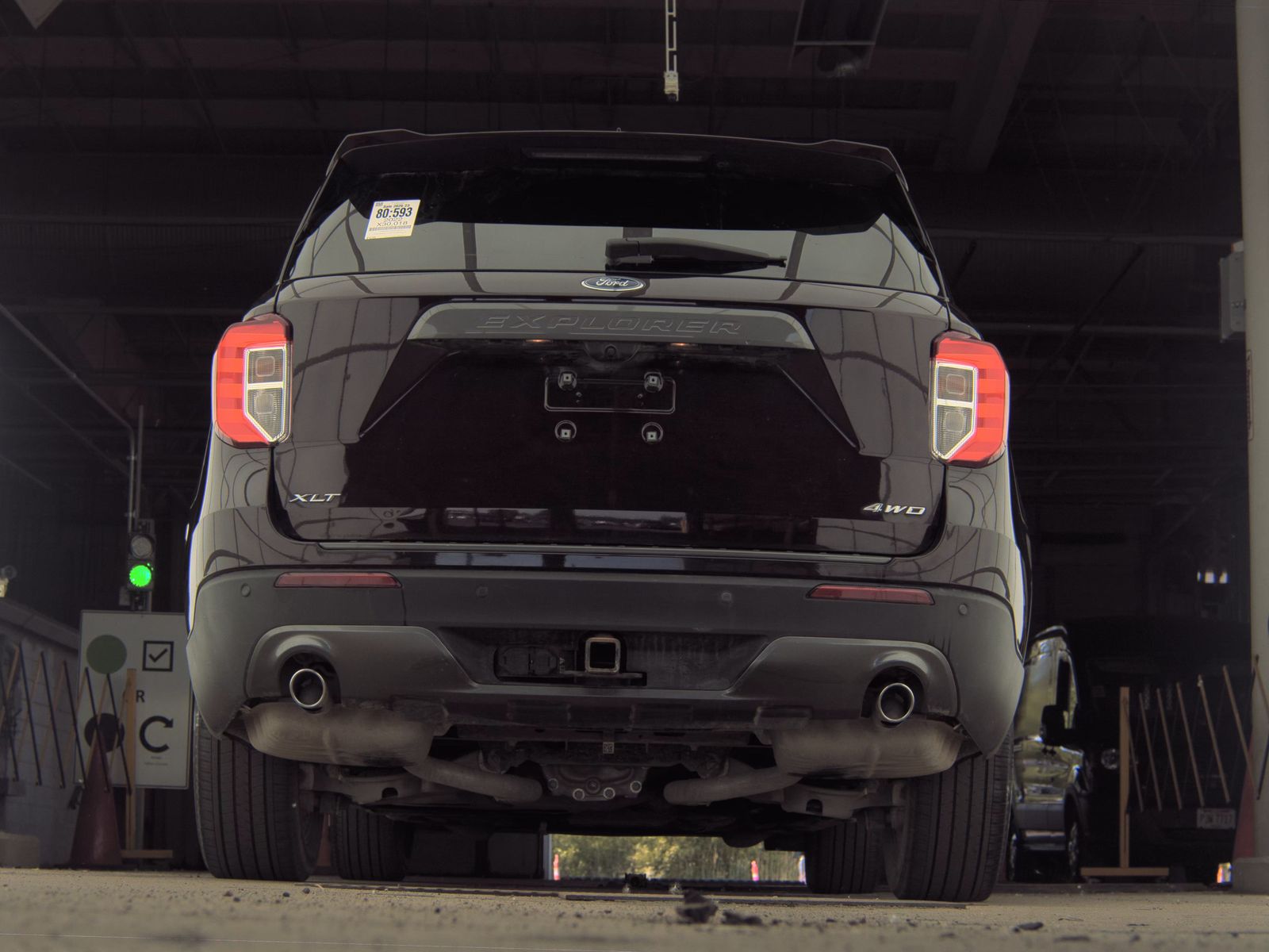 FORD EXPLORER - 8