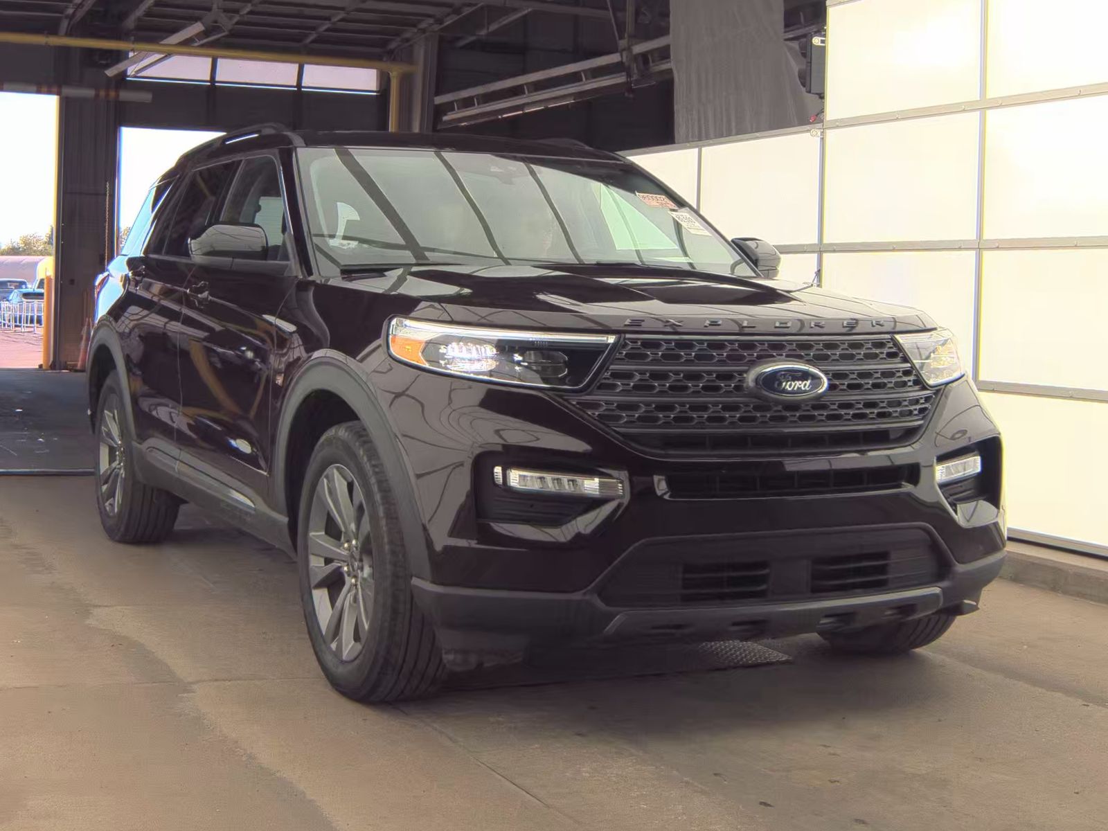 FORD EXPLORER - 5