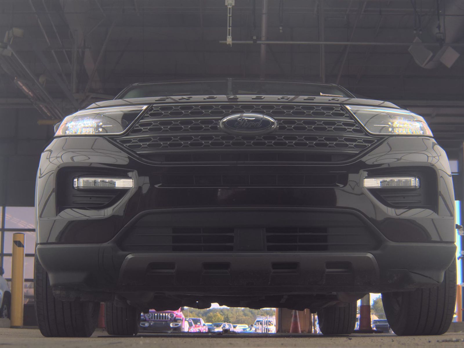 FORD EXPLORER - 4