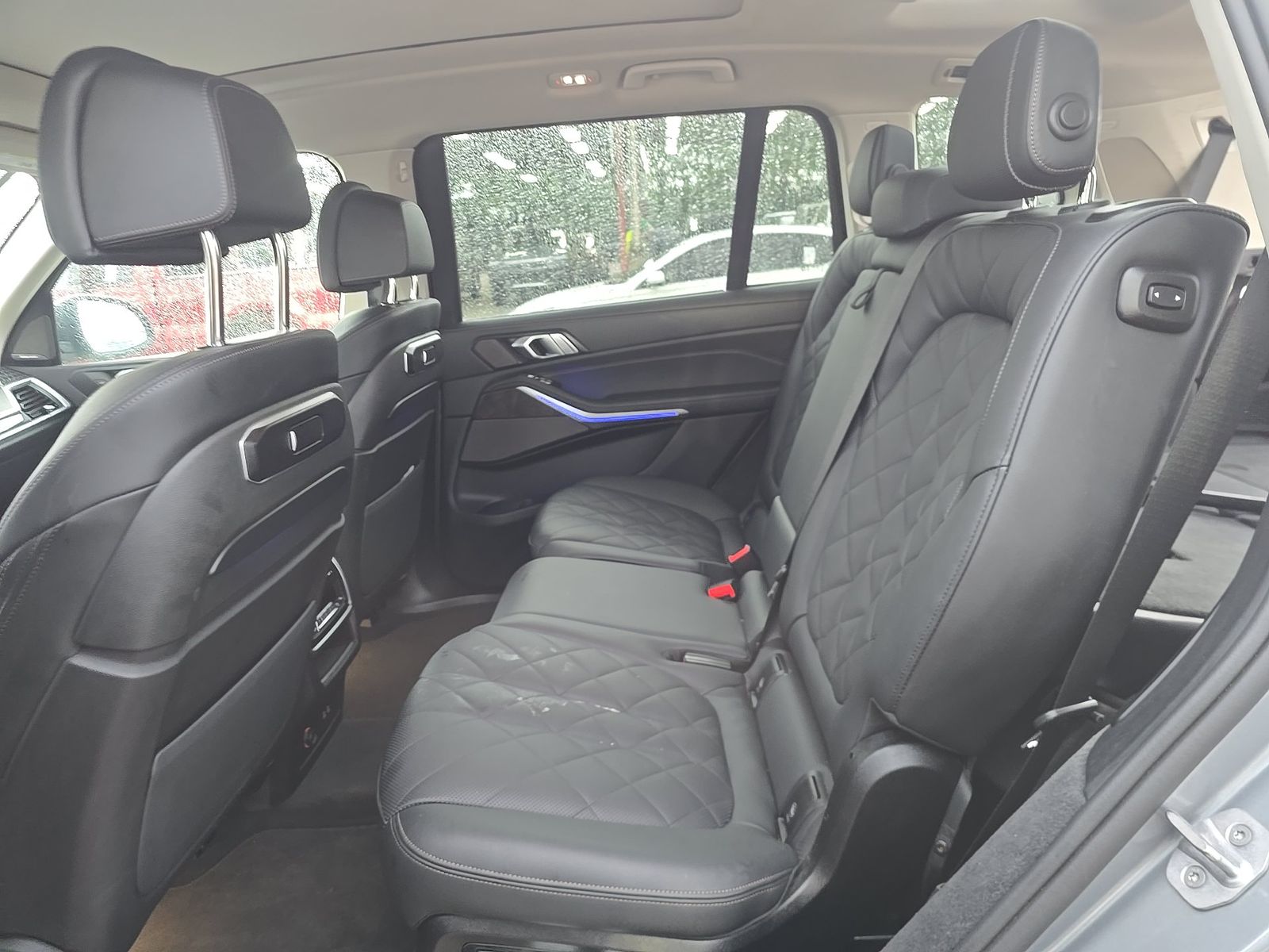 2025 BMW X7 xDrive40i AWD