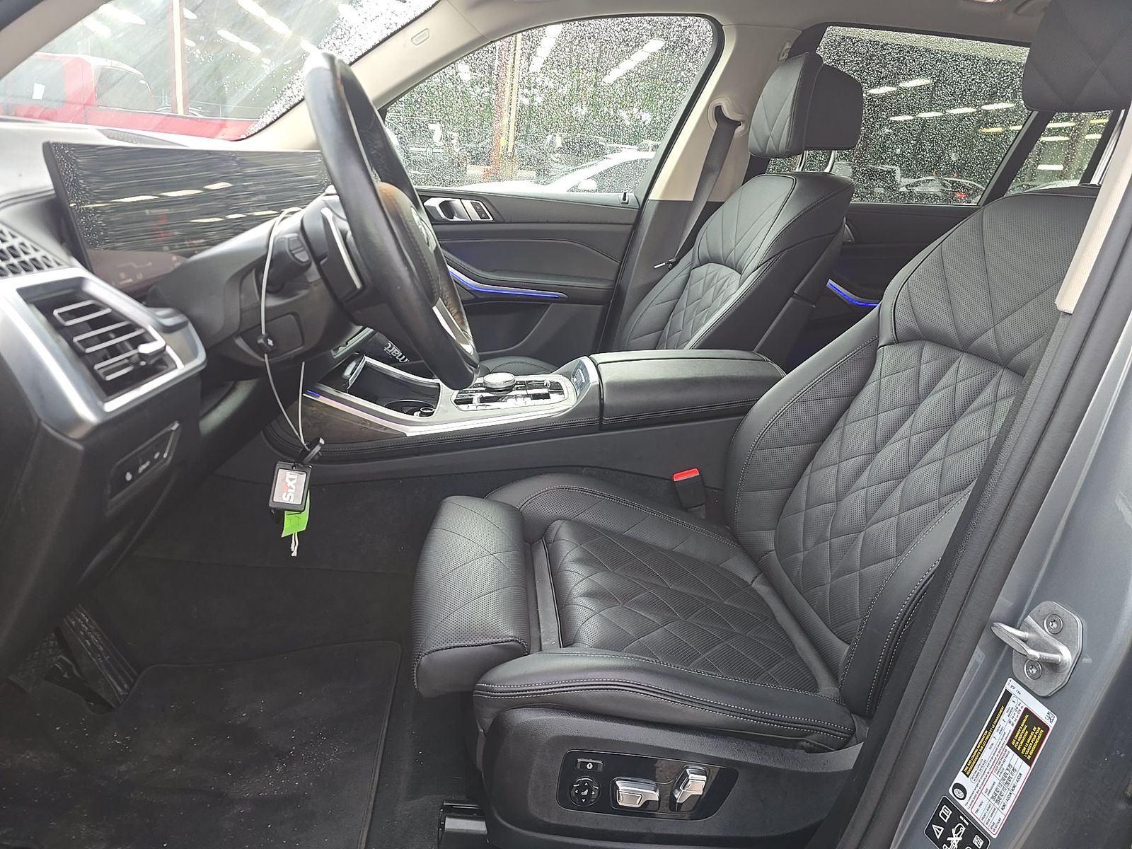 2025 BMW X7 xDrive40i AWD
