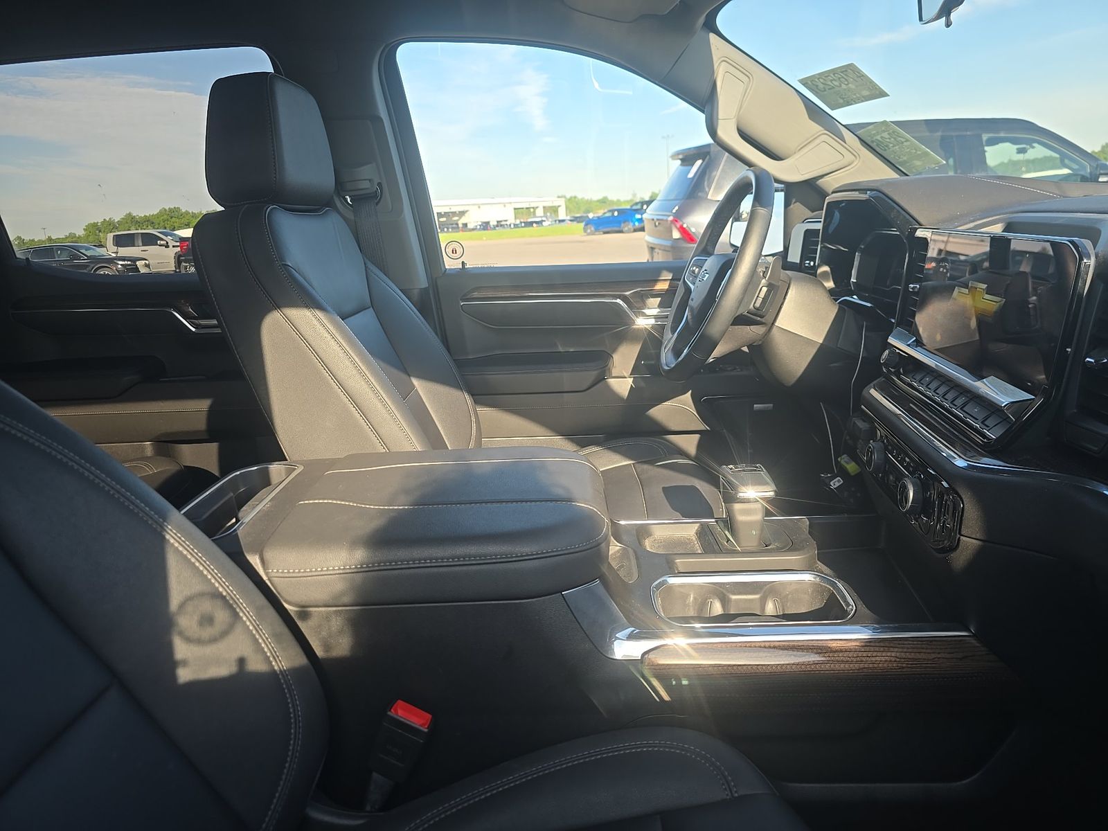 2024 Chevrolet Silverado 1500 RST AWD