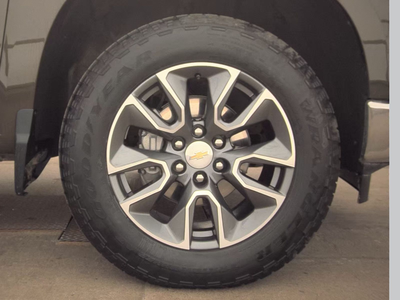 2023 Chevrolet Silverado 1500 LT AWD