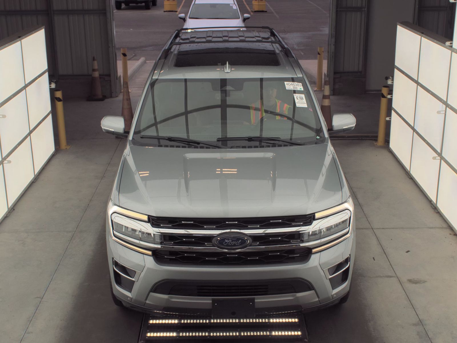 FORD EXPEDITION MAX - 3