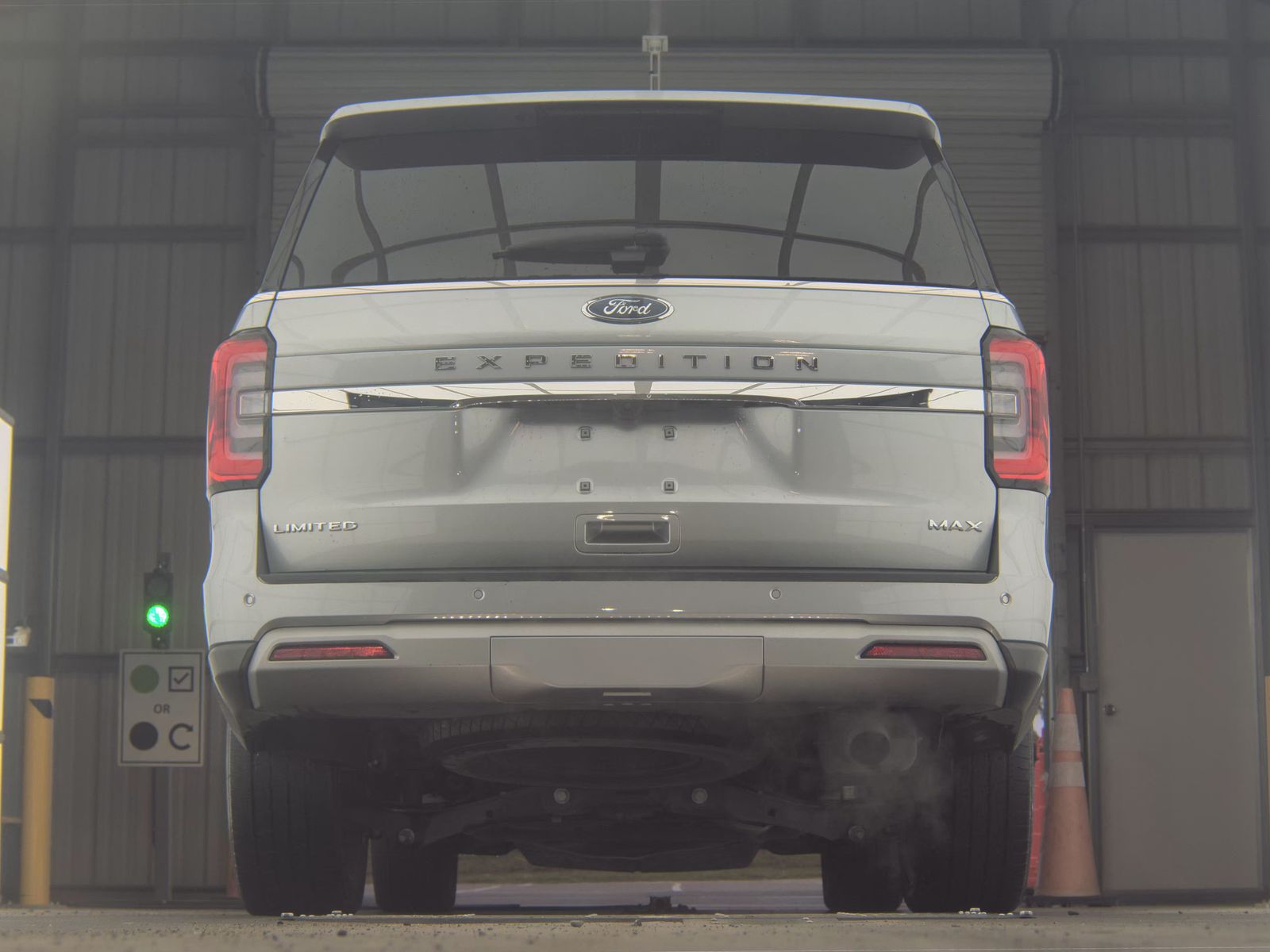 FORD EXPEDITION MAX - 8