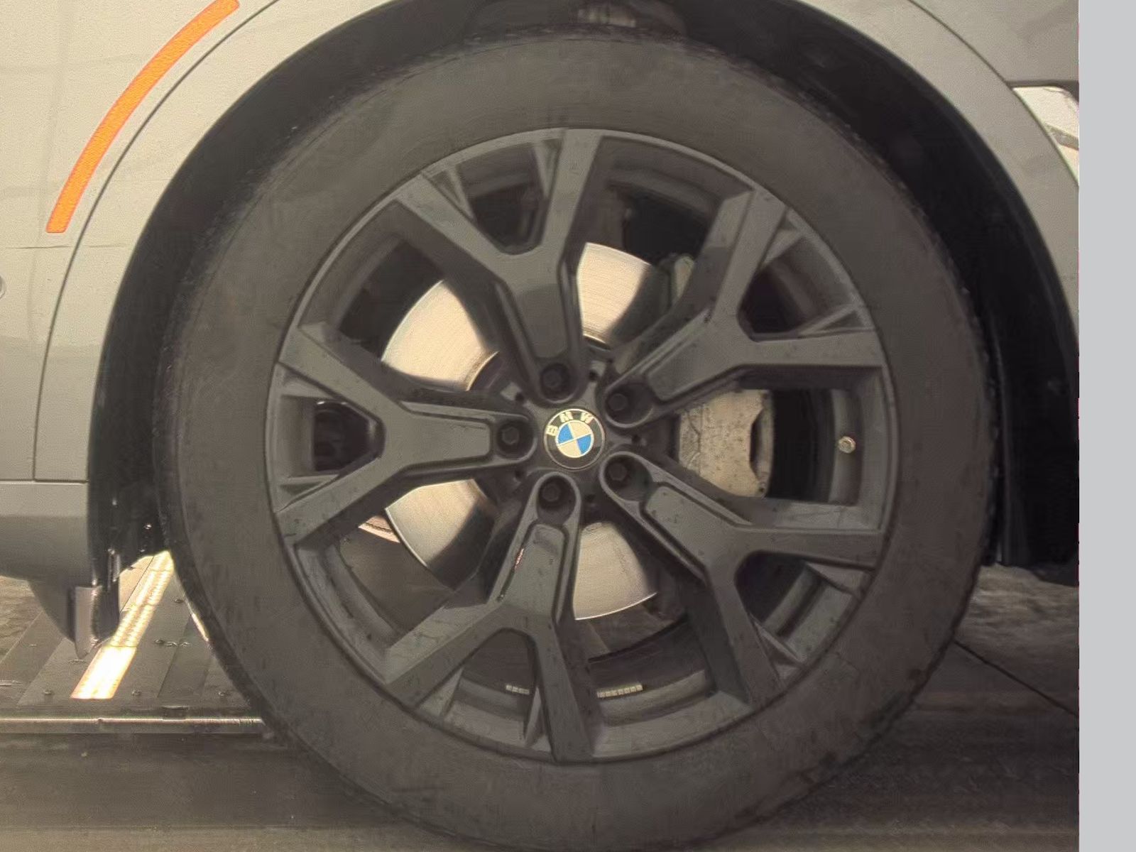 2025 BMW X7 xDrive40i AWD