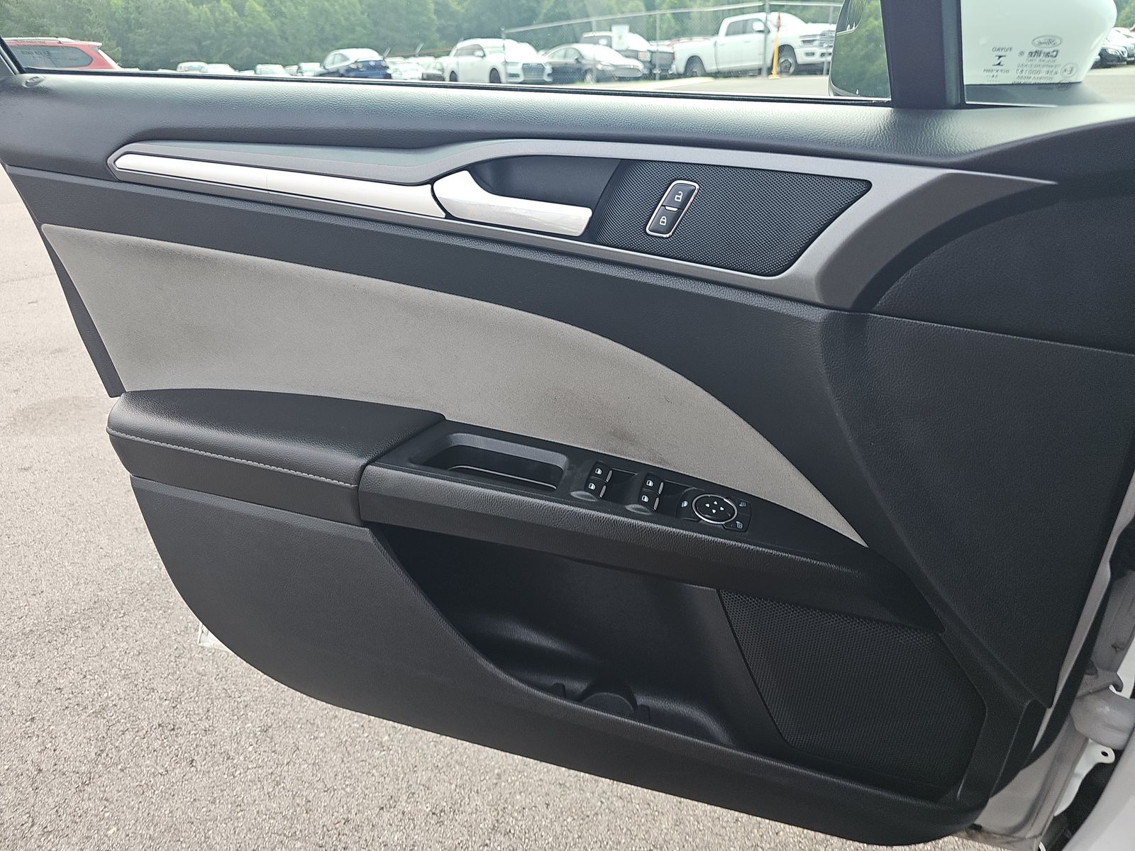 FORD FUSION - 10