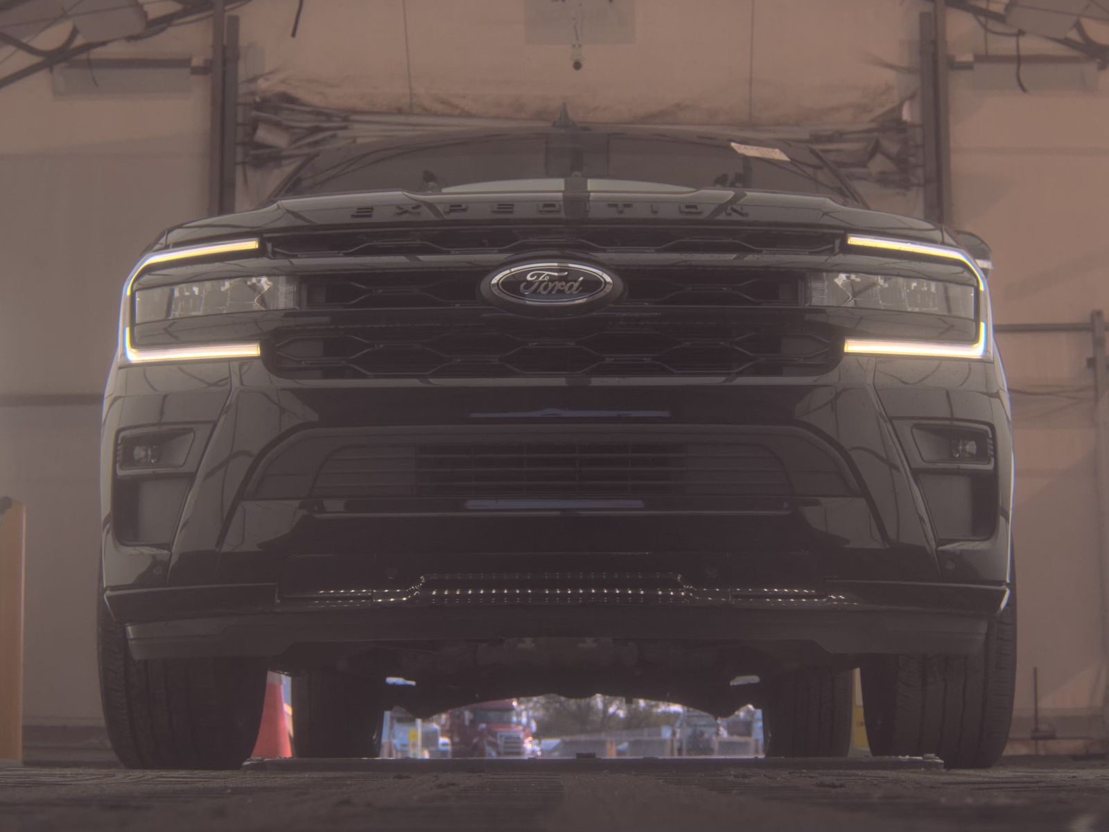 FORD EXPEDITION MAX - 4
