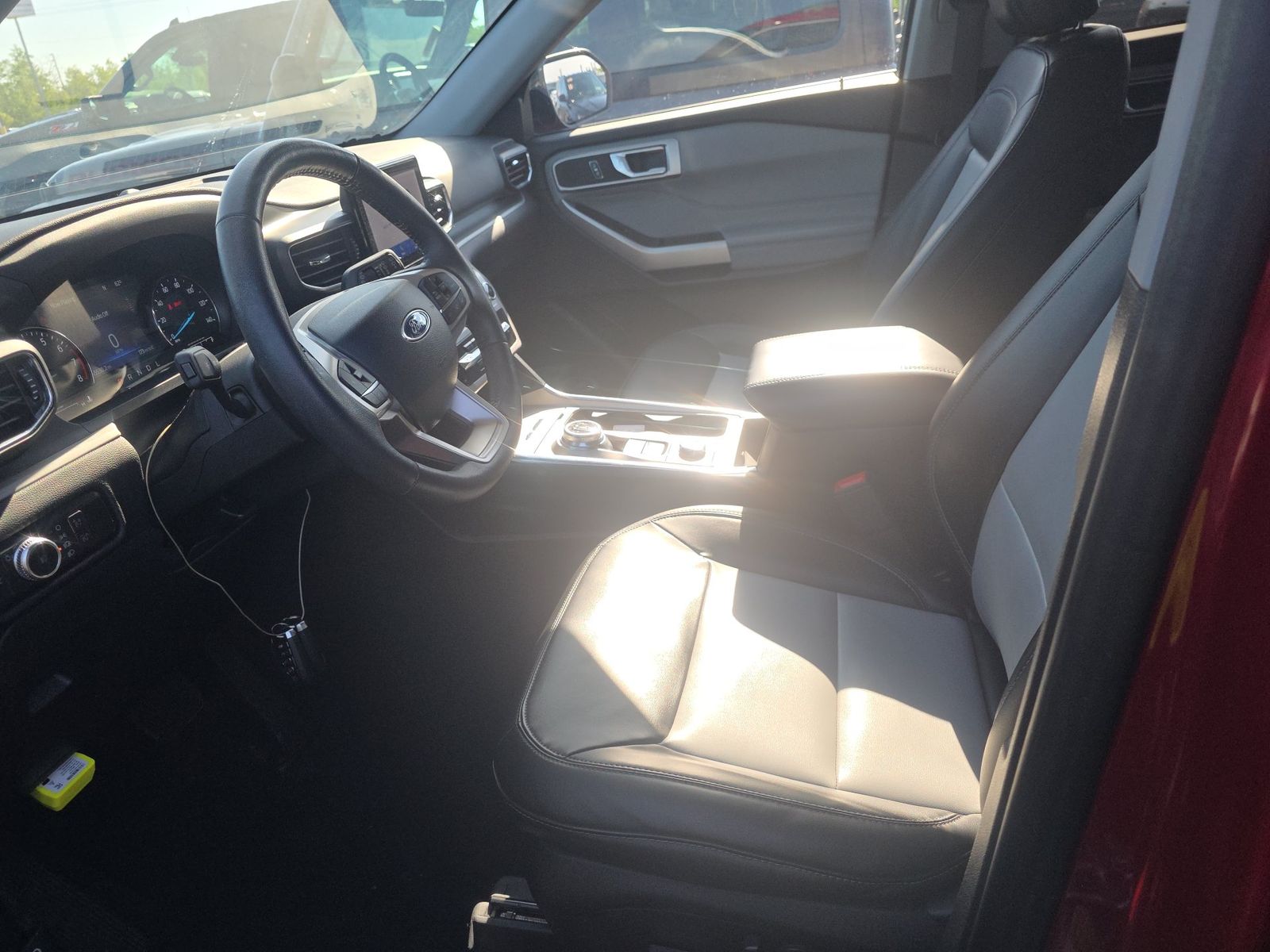 FORD EXPLORER - 1