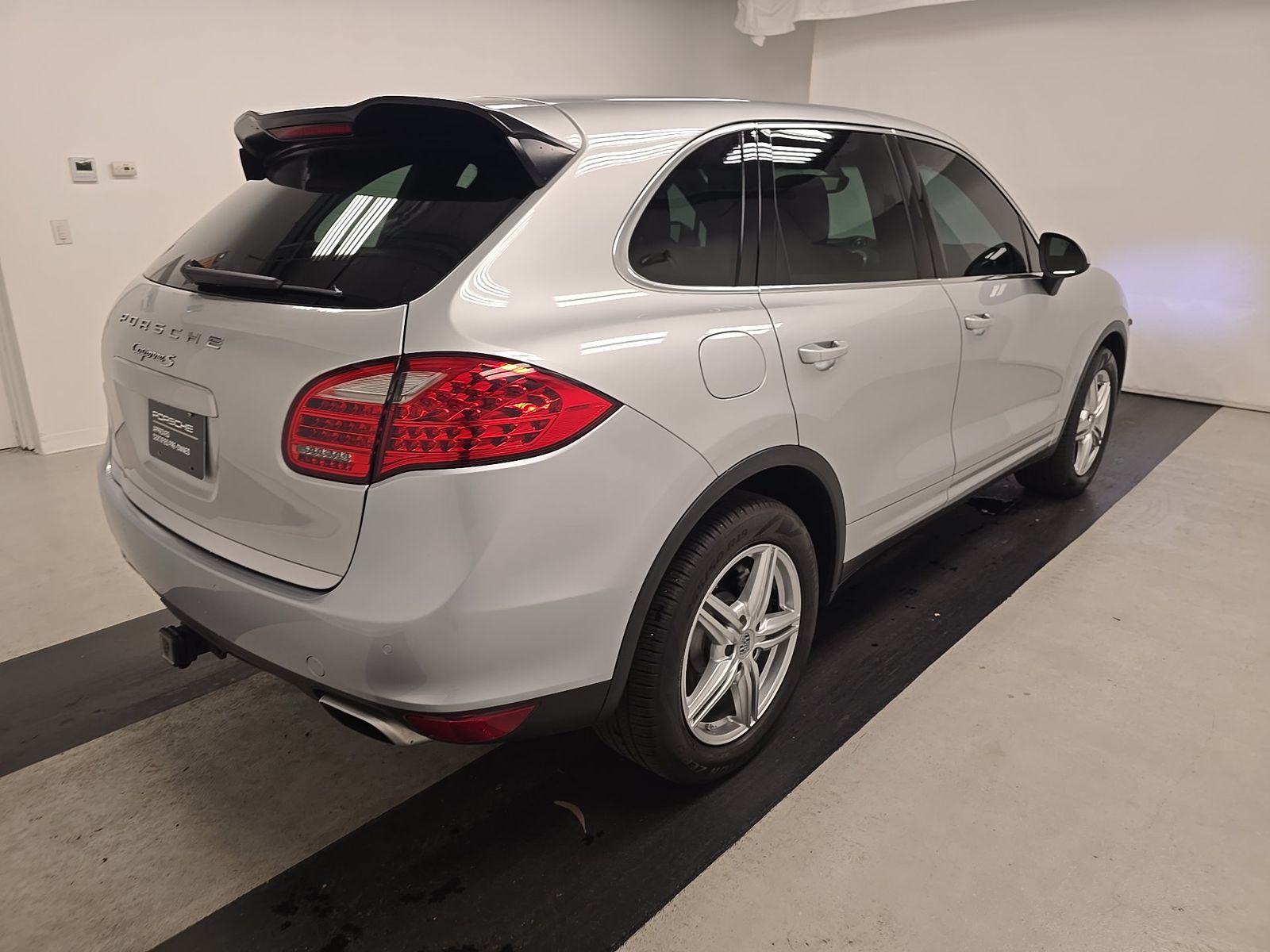 PORSCHE CAYENNE - 5