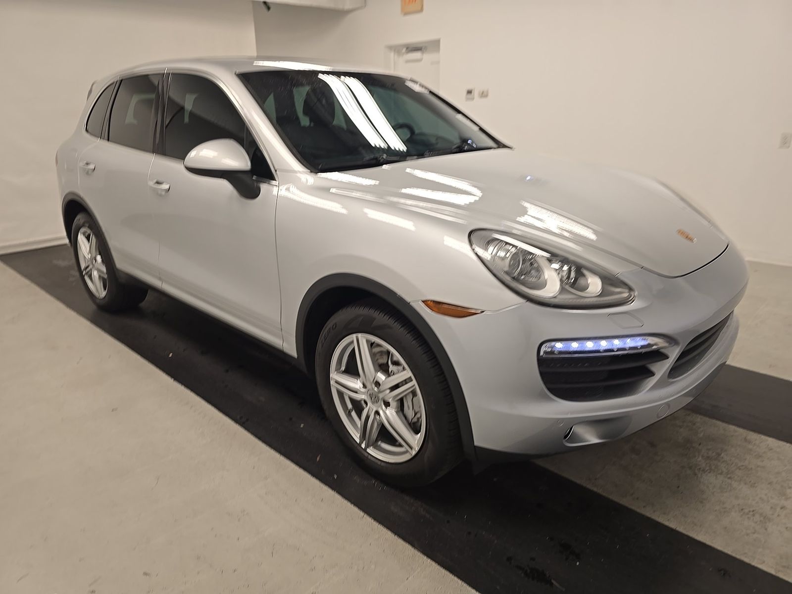 PORSCHE CAYENNE - 4