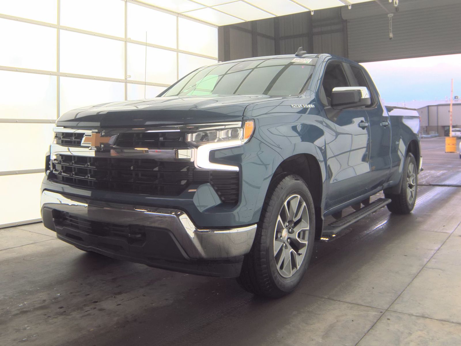 2024 Chevrolet Silverado 1500 LT AWD