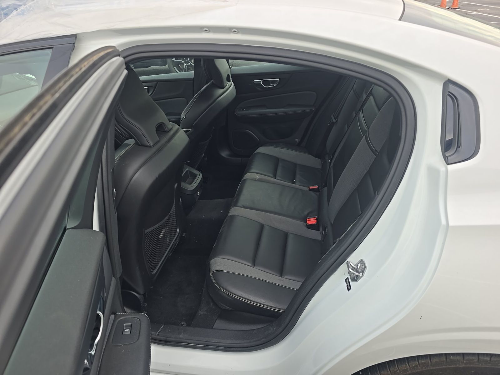 2019 Volvo S60 T5 R-Design FWD