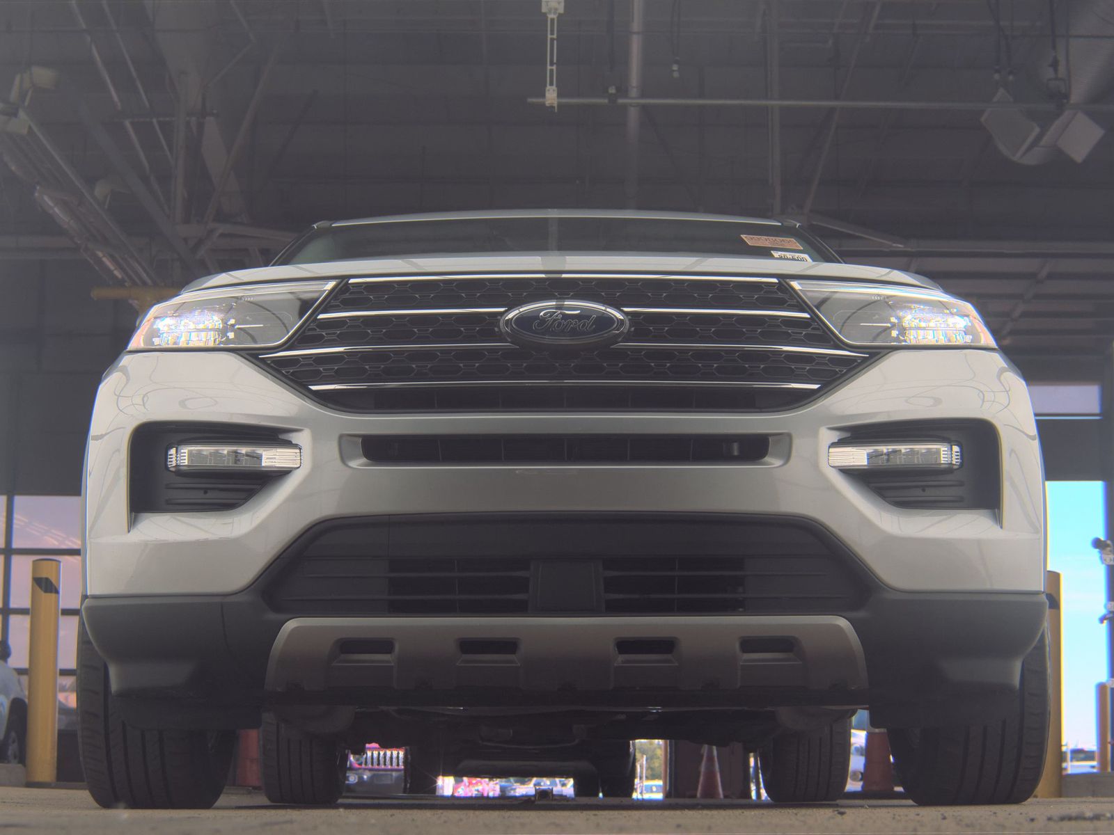 FORD EXPLORER - 4