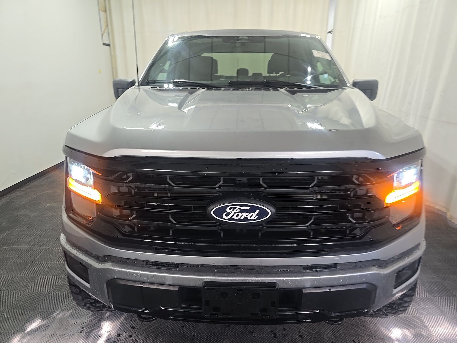 2025 Ford F-150 XLT AWD