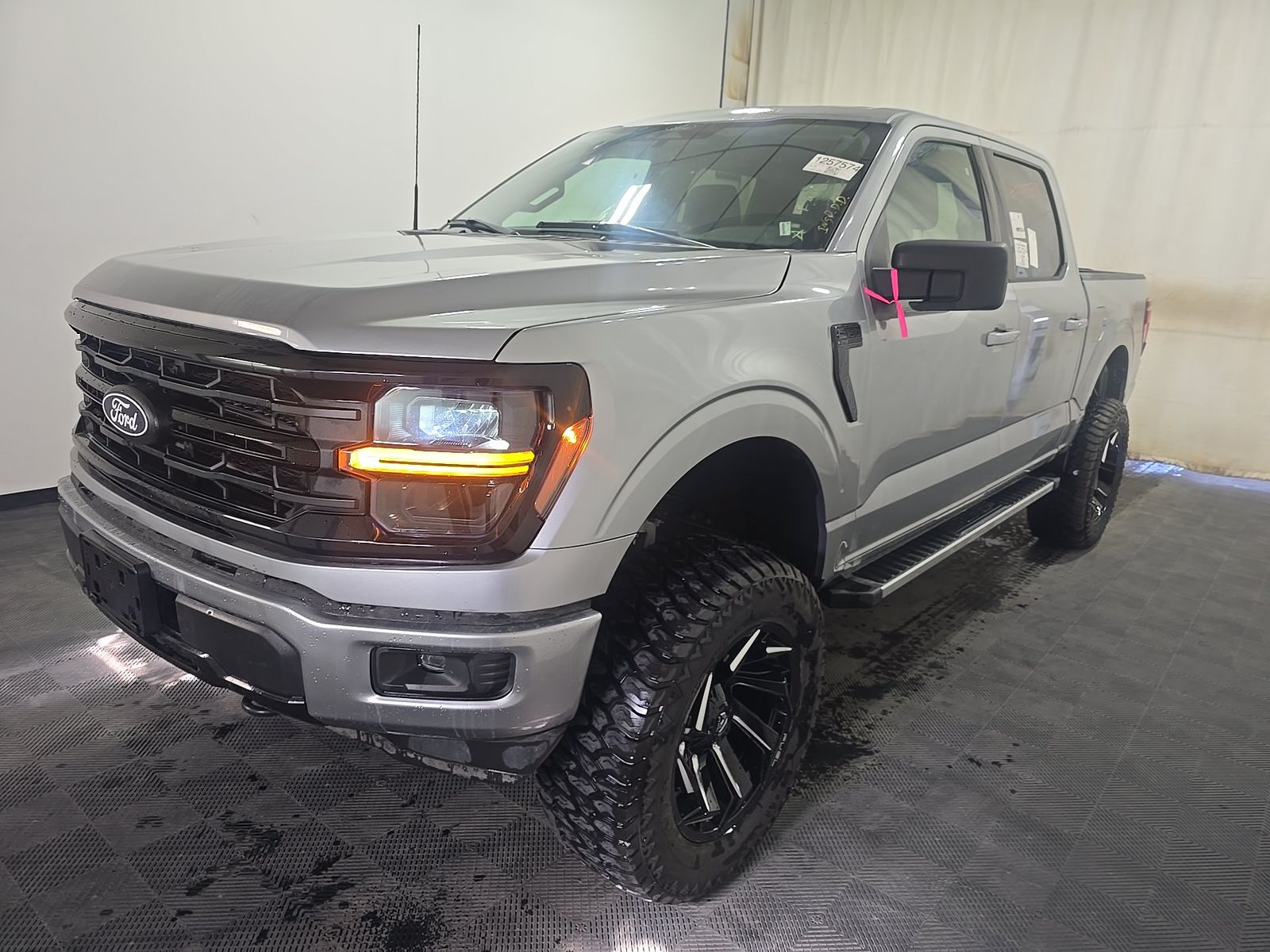 2025 Ford F-150 XLT AWD