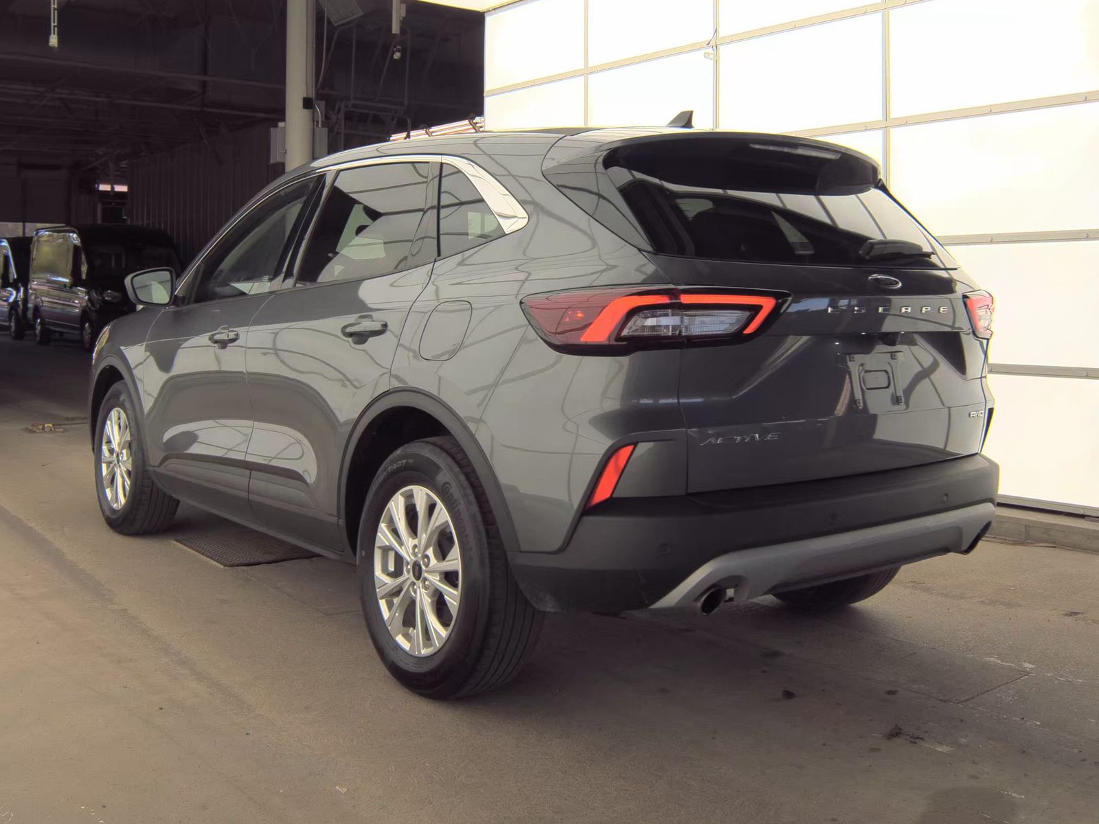 FORD ESCAPE - 9