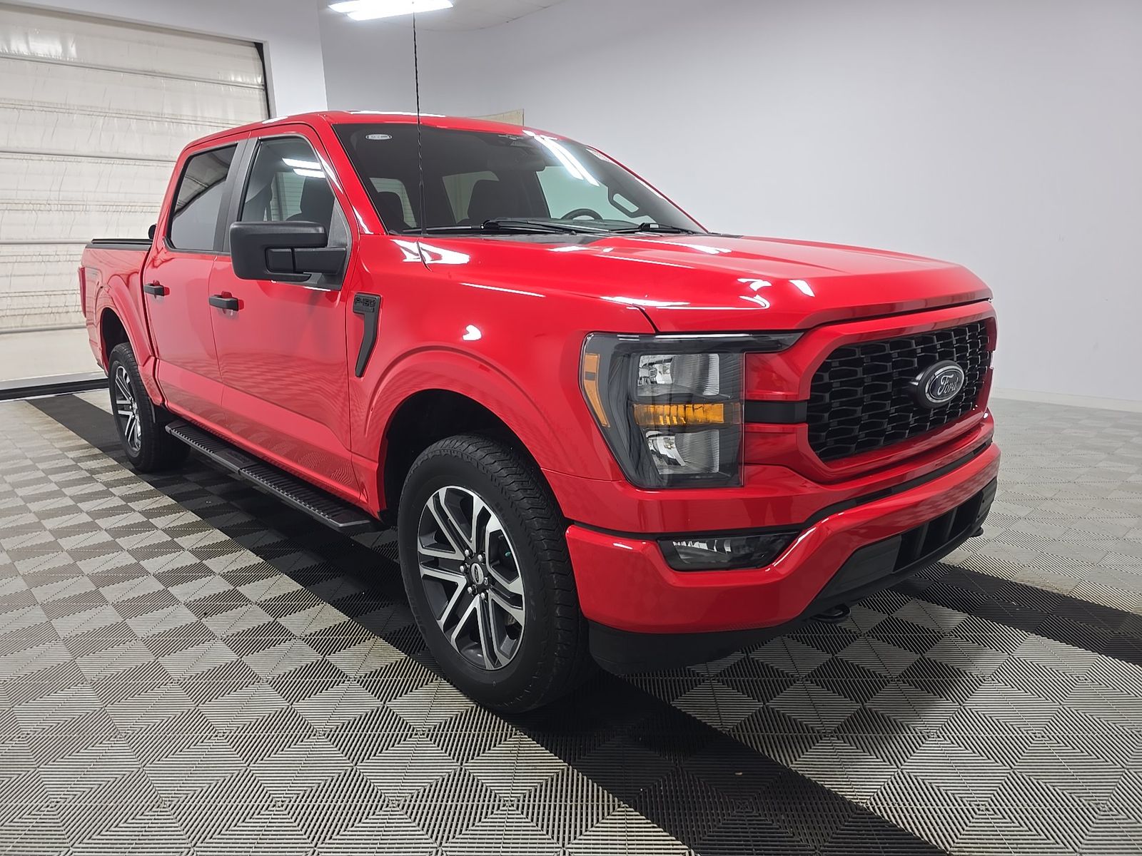 FORD F-150 - 4