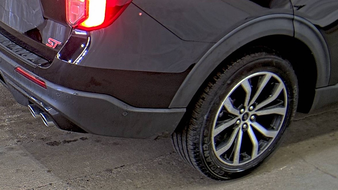FORD EXPLORER - 10