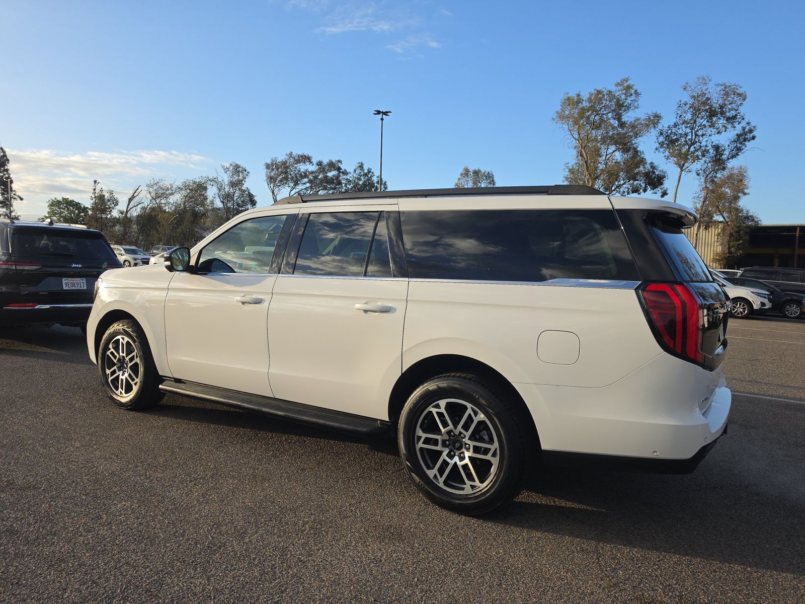 FORD EXPEDITION MAX - 7