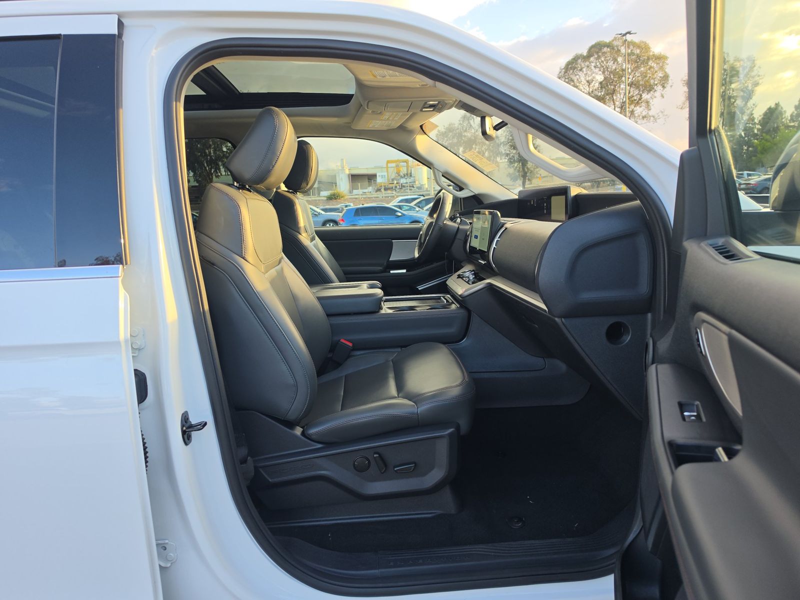 FORD EXPEDITION MAX - 9