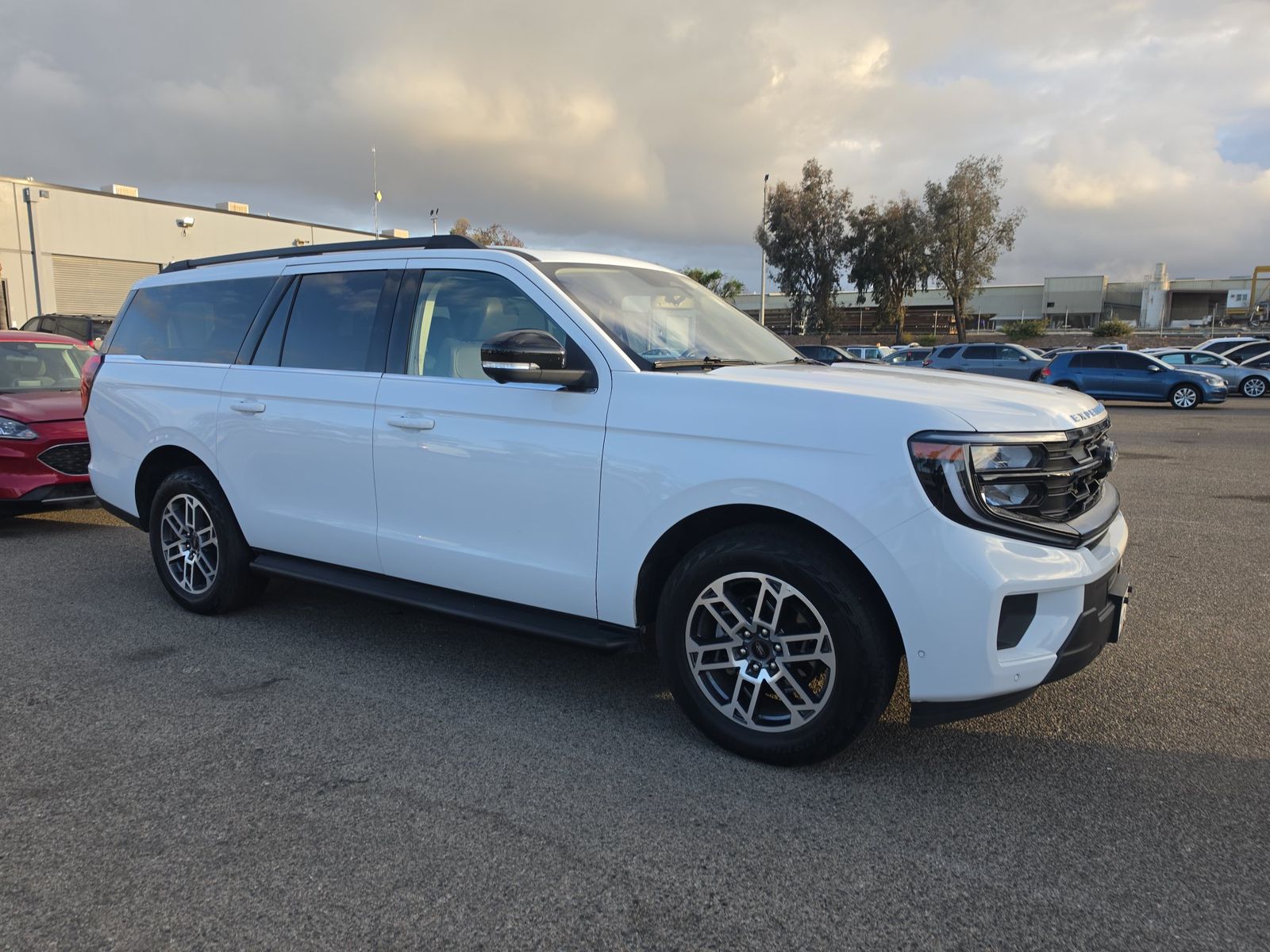 FORD EXPEDITION MAX - 4