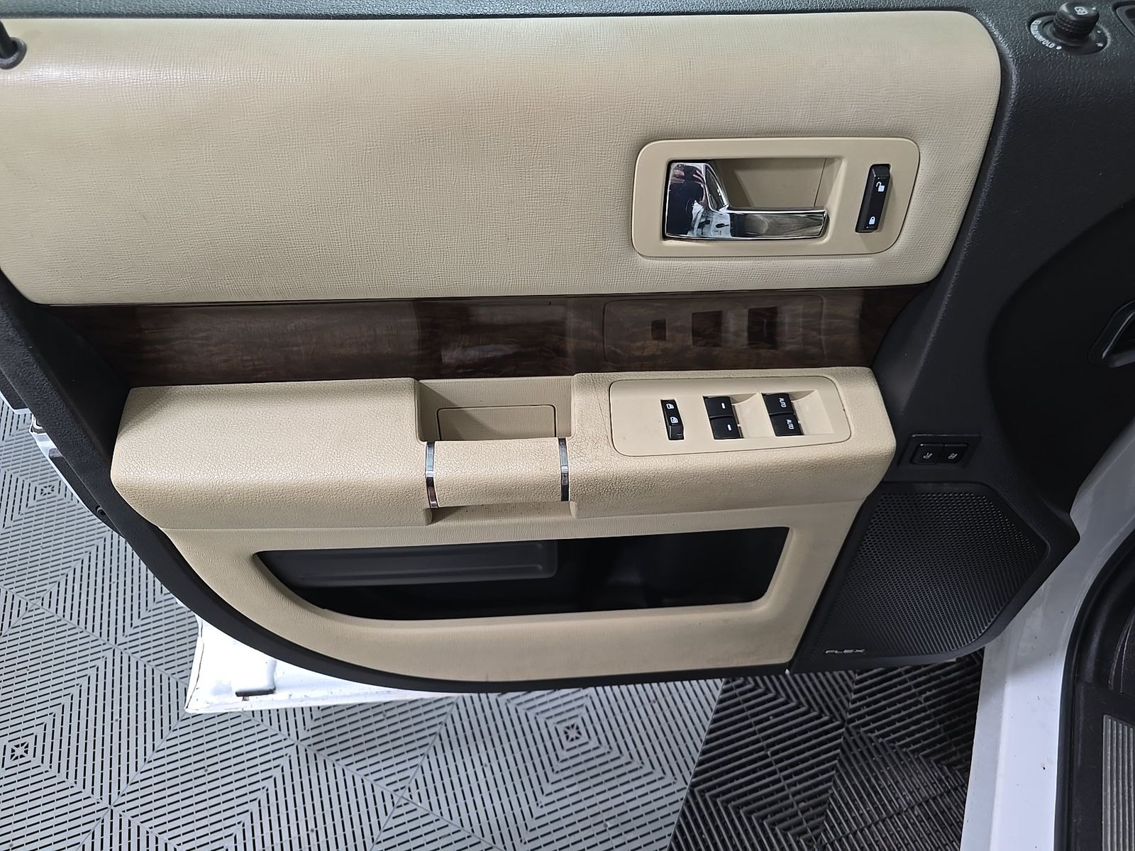 FORD FLEX - 10