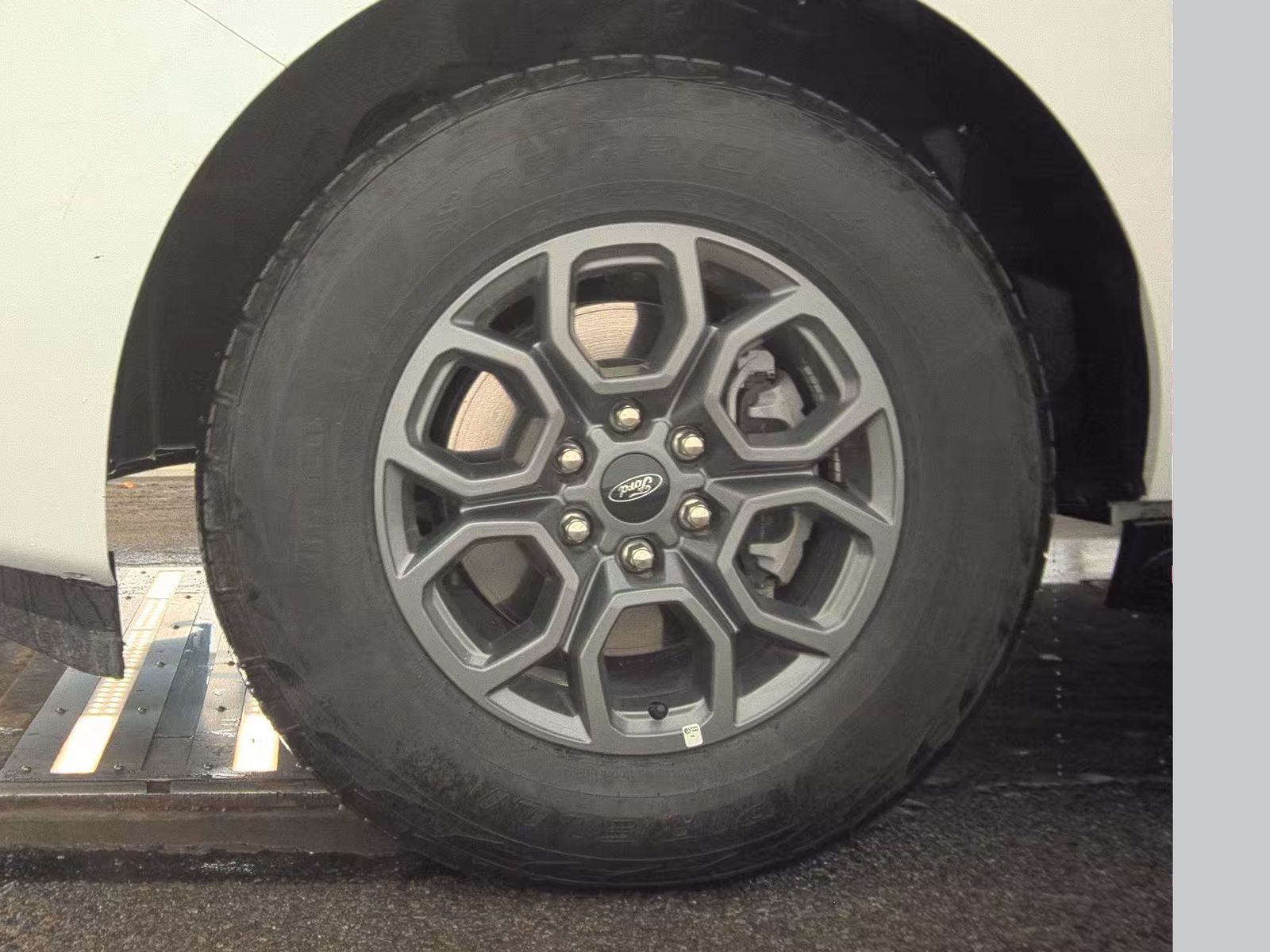 FORD EXPEDITION - 10