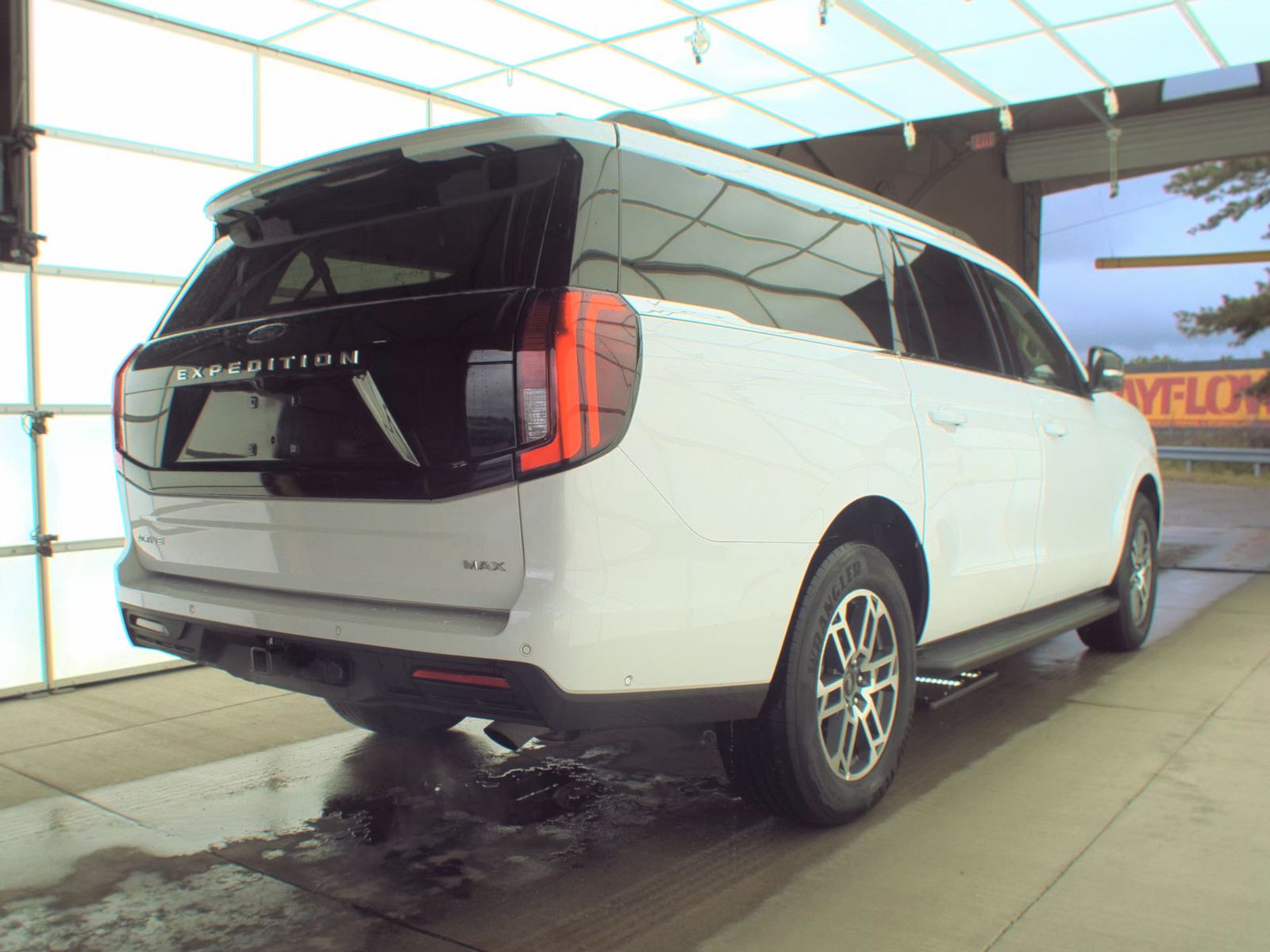 FORD EXPEDITION MAX - 6