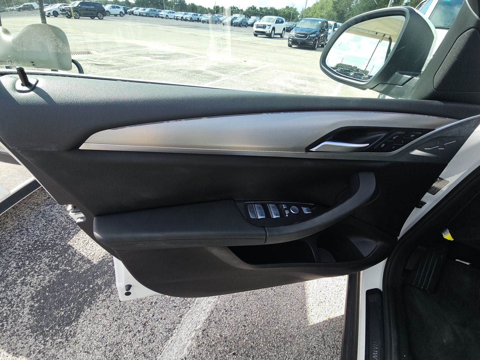 2025 BMW X4 xDrive30i AWD