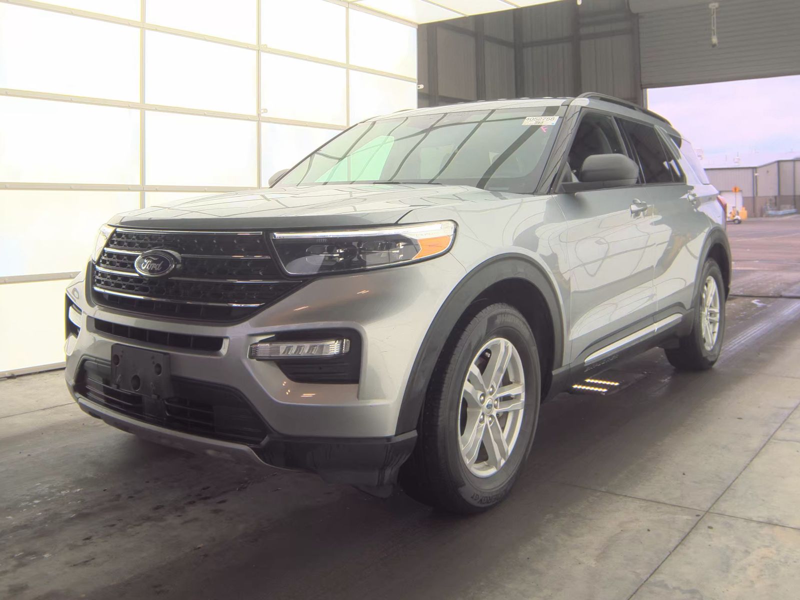 FORD EXPLORER - 1