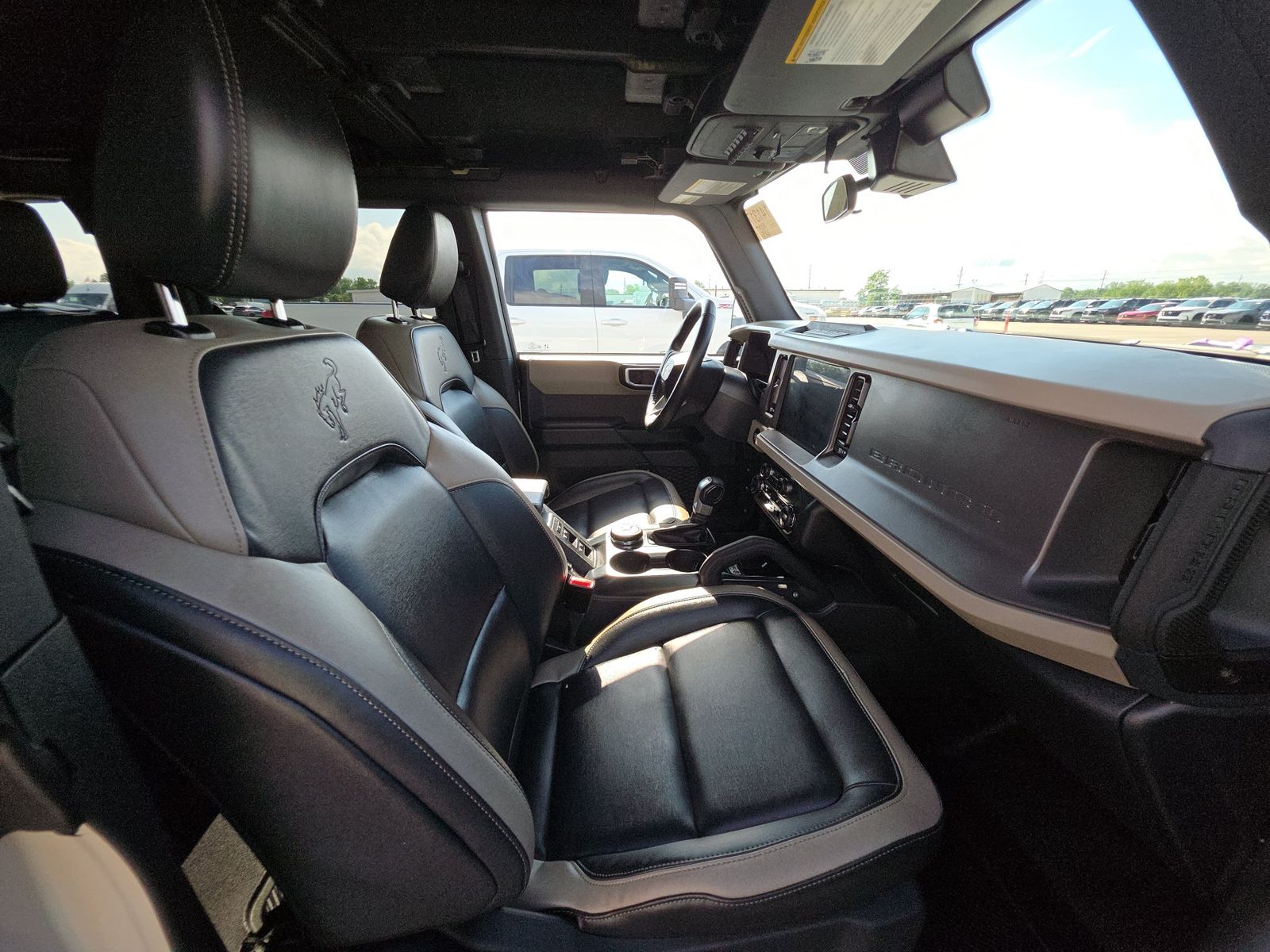 FORD BRONCO - 9