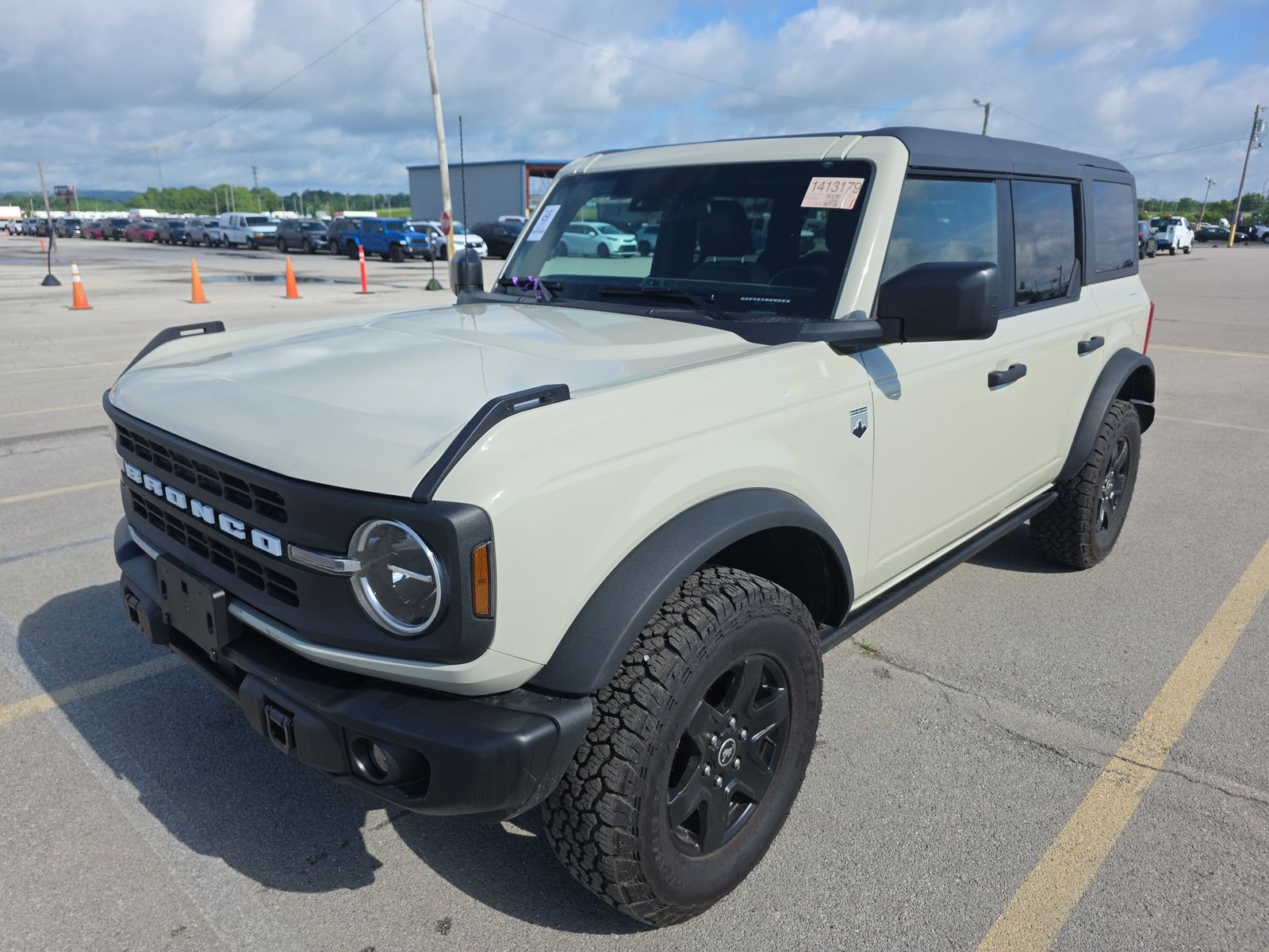 FORD BRONCO - 1