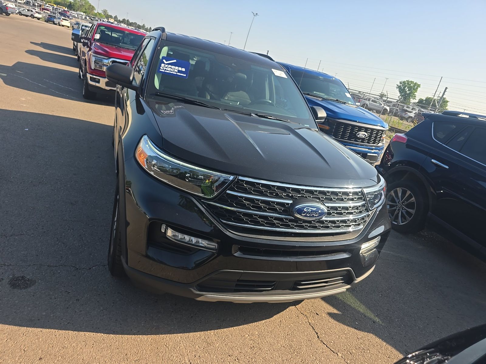 FORD EXPLORER - 3